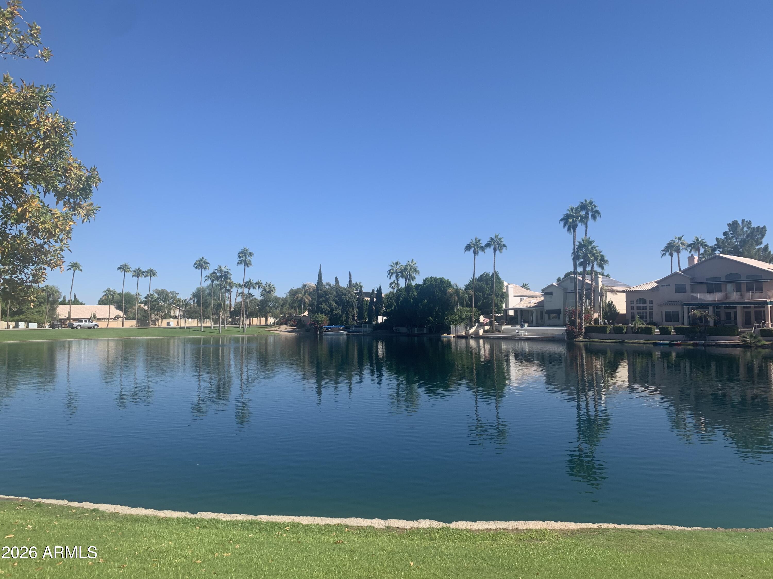 638 S SURFSIDE Drive
