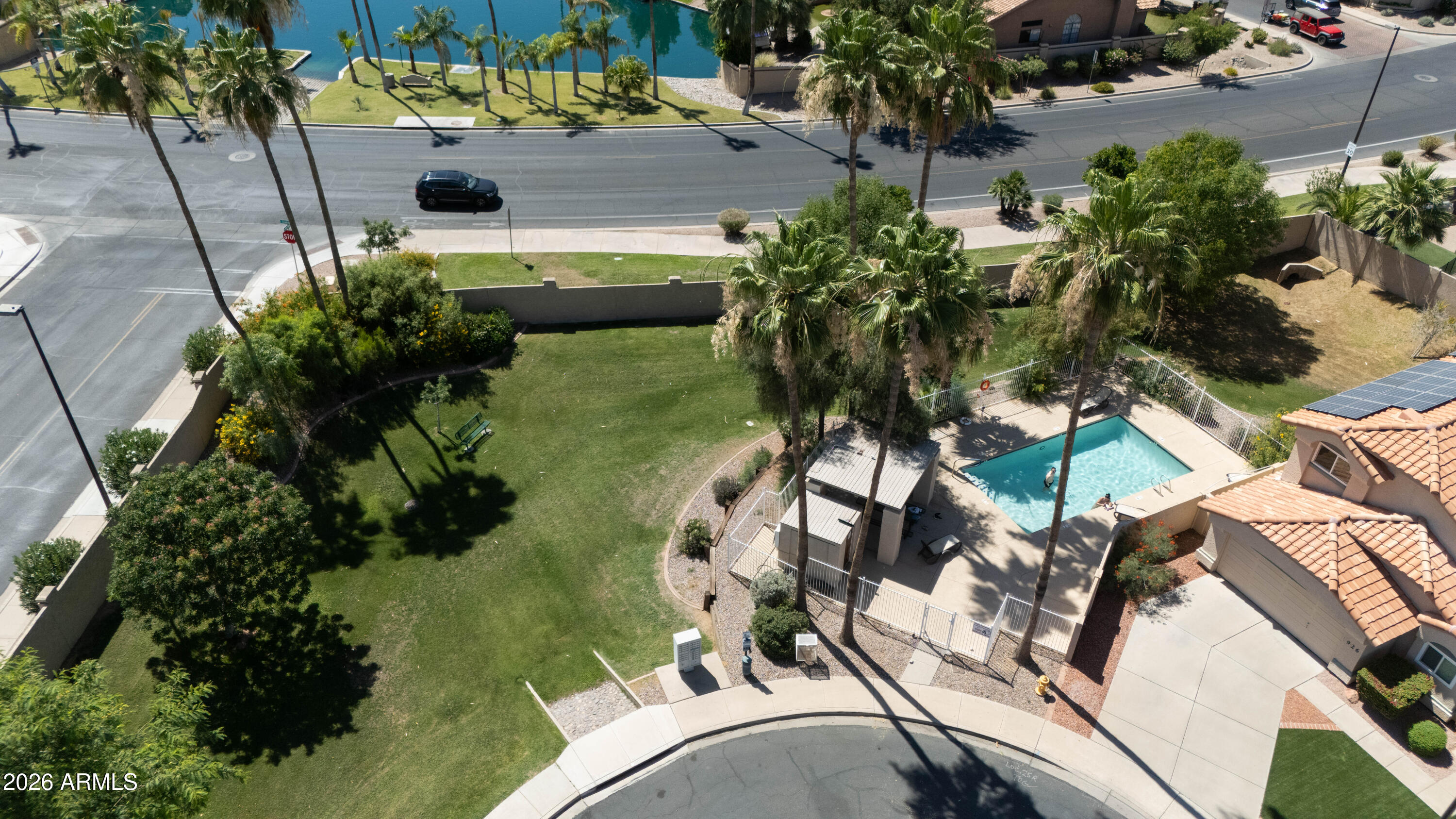 638 S SURFSIDE Drive