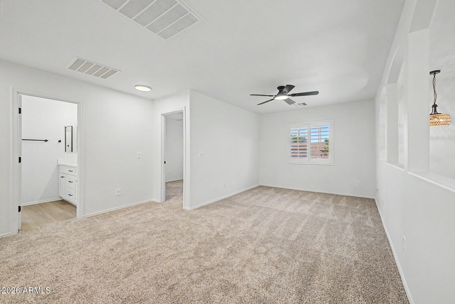 3879 E BRIDGEPORT Parkway