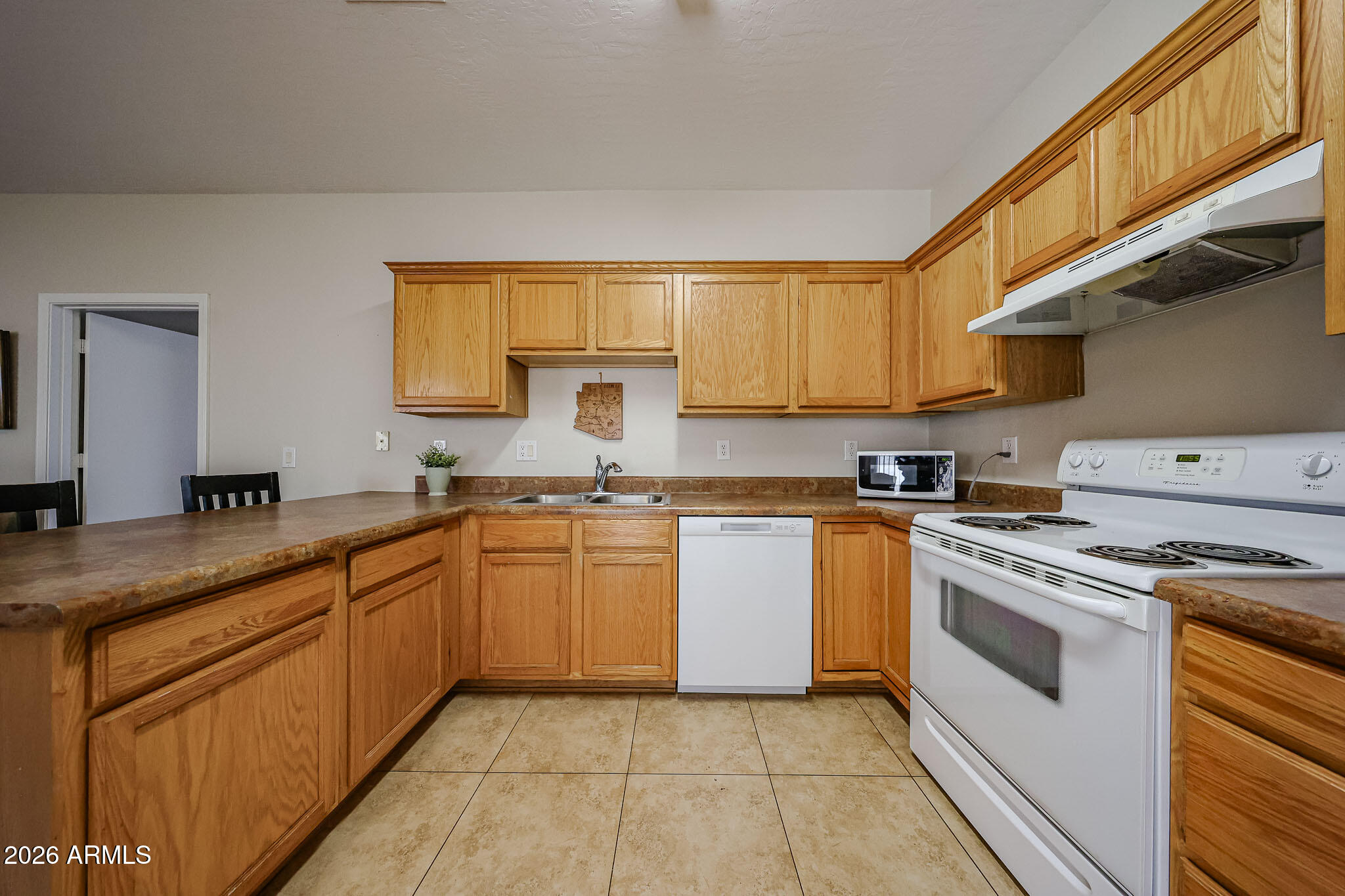 2300 E MAGMA Road 79