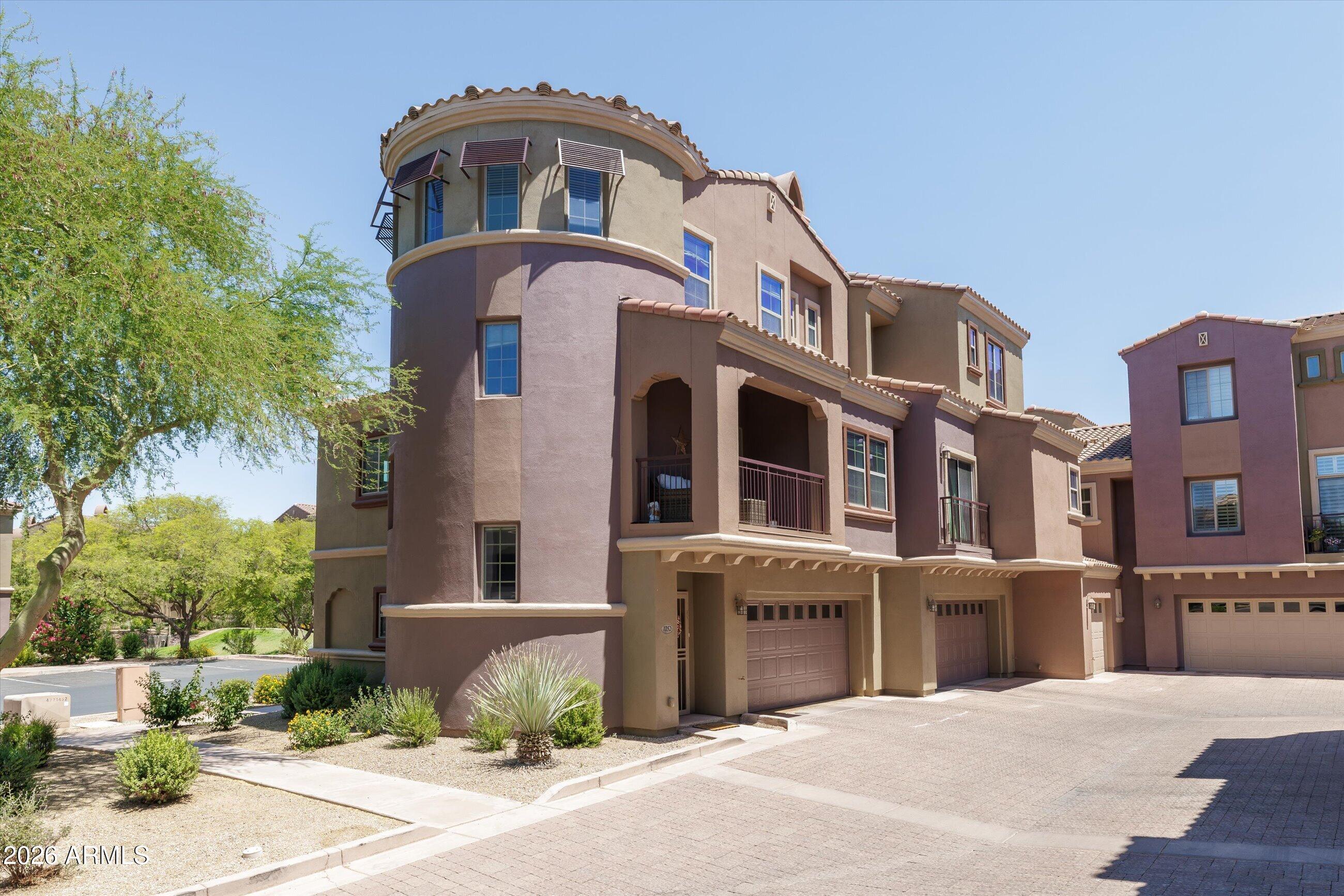 3935 E ROUGH RIDER Road 1252