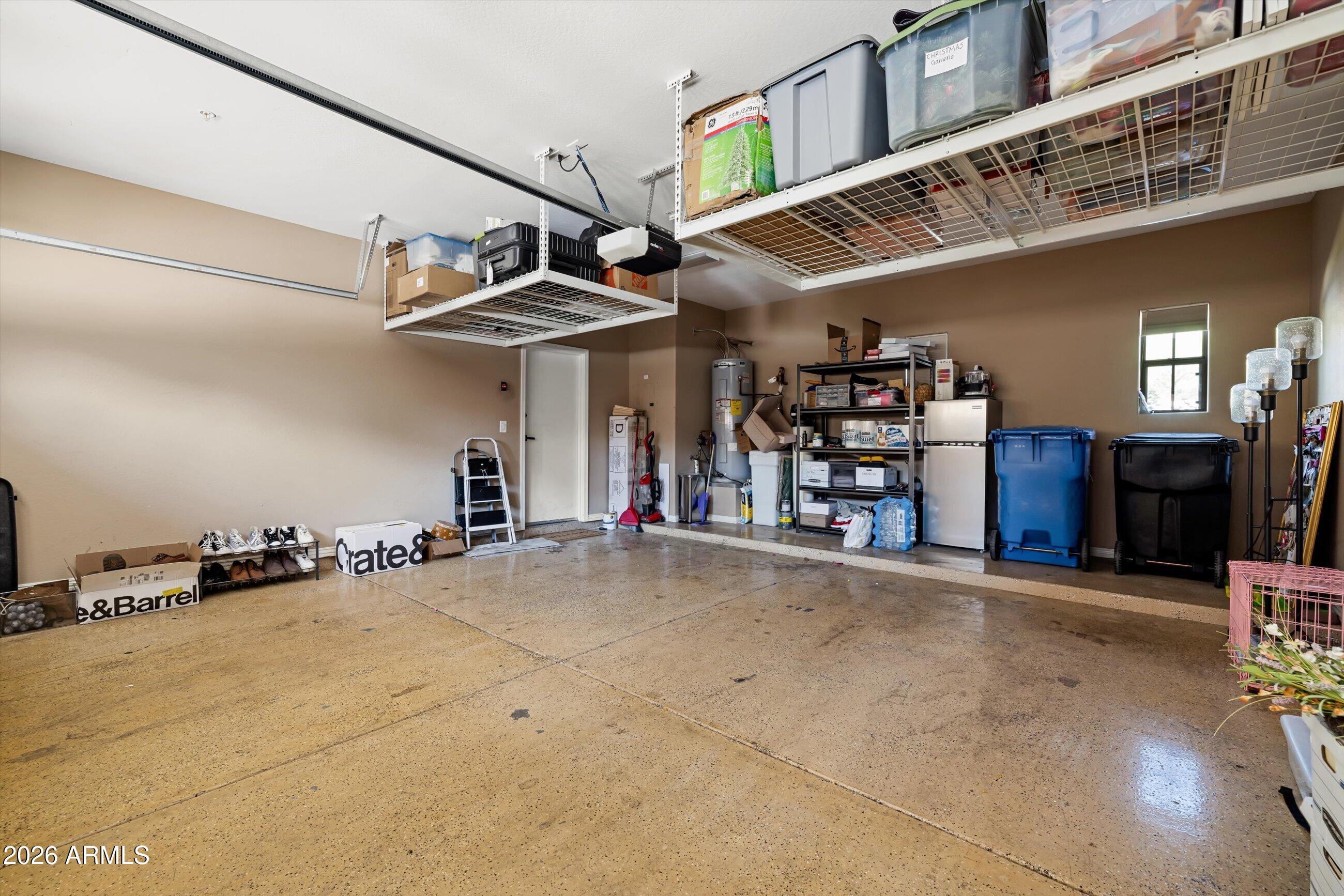 3935 E ROUGH RIDER Road 1252
