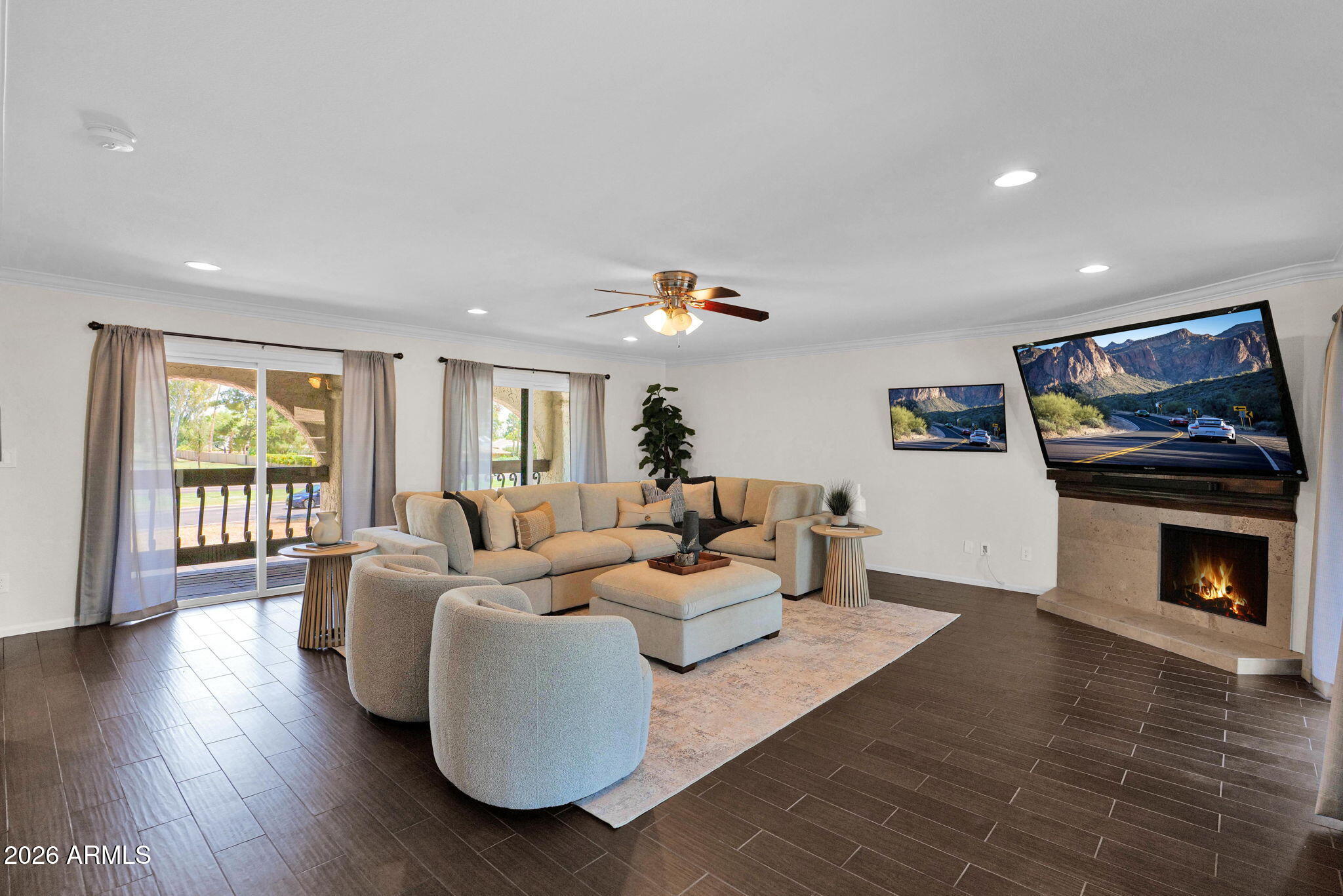 7614 E PLEASANT Run
