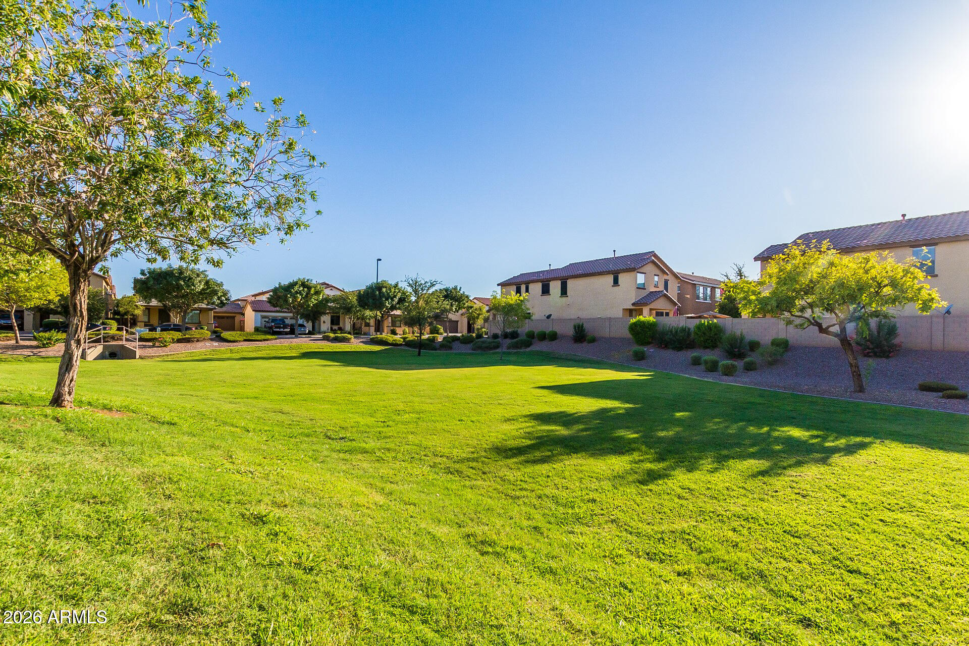 3317 E CARLA VISTA Drive