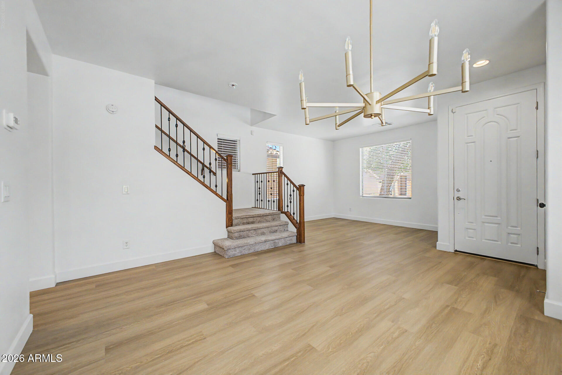 3317 E CARLA VISTA Drive