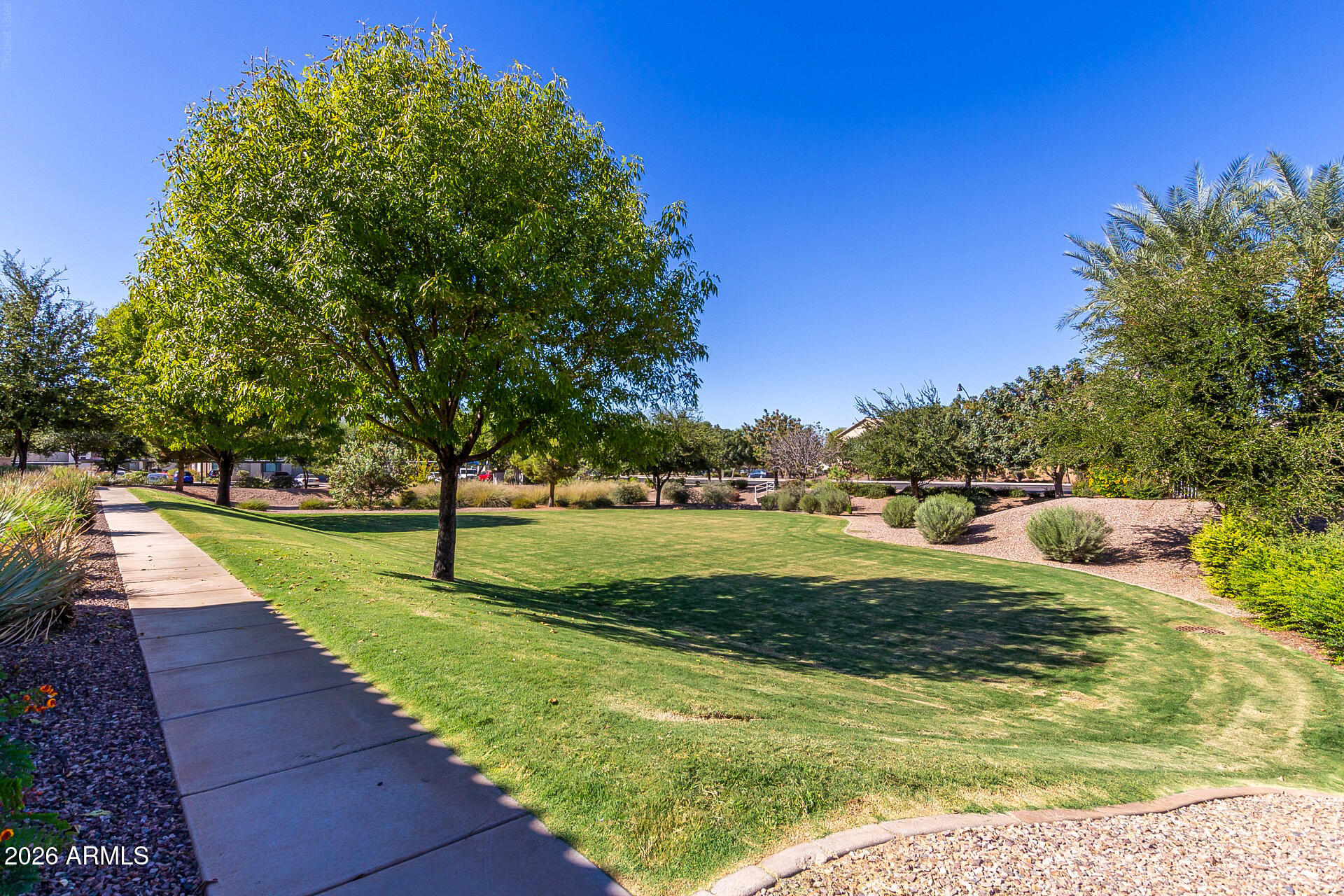 3317 E CARLA VISTA Drive