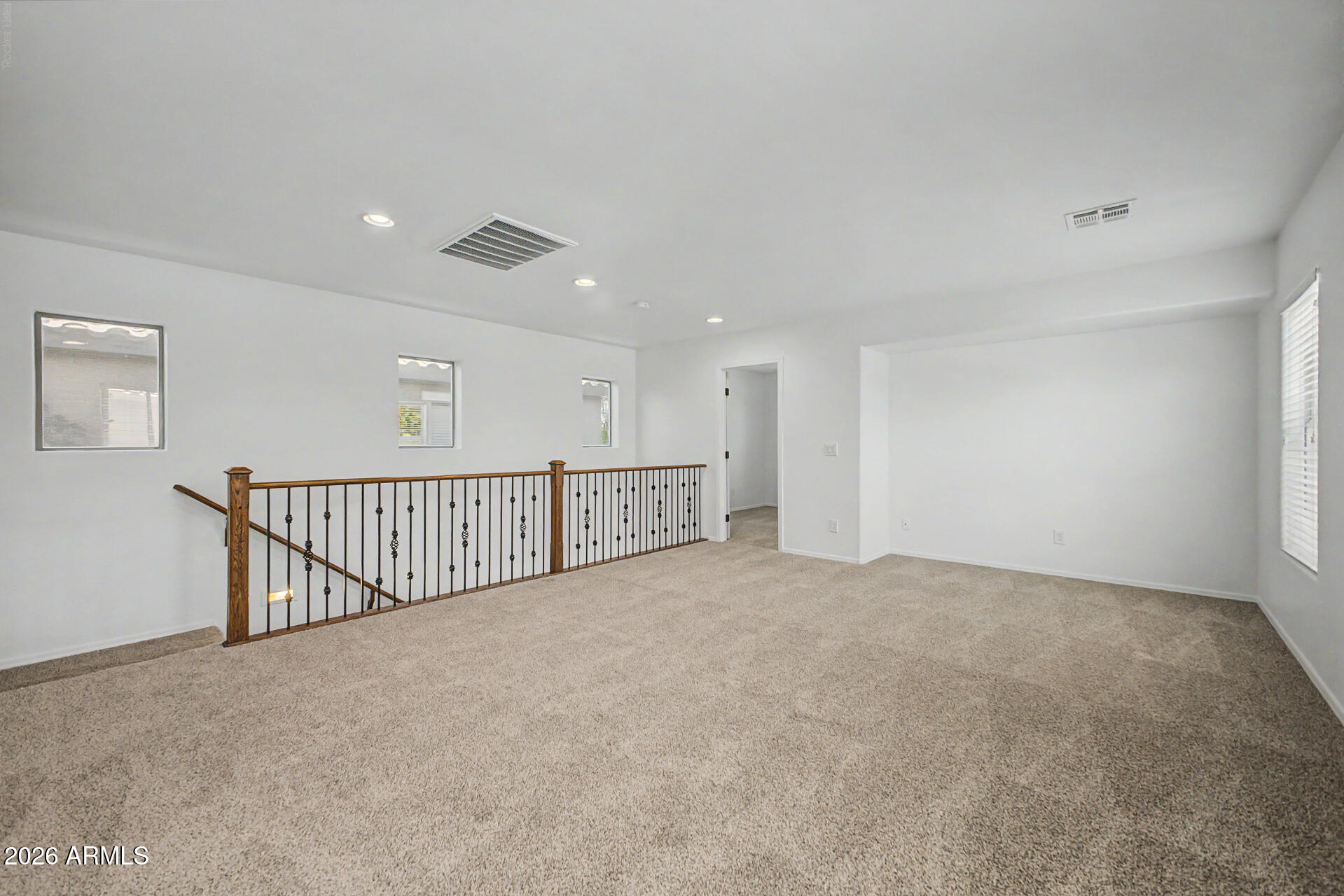 3317 E CARLA VISTA Drive