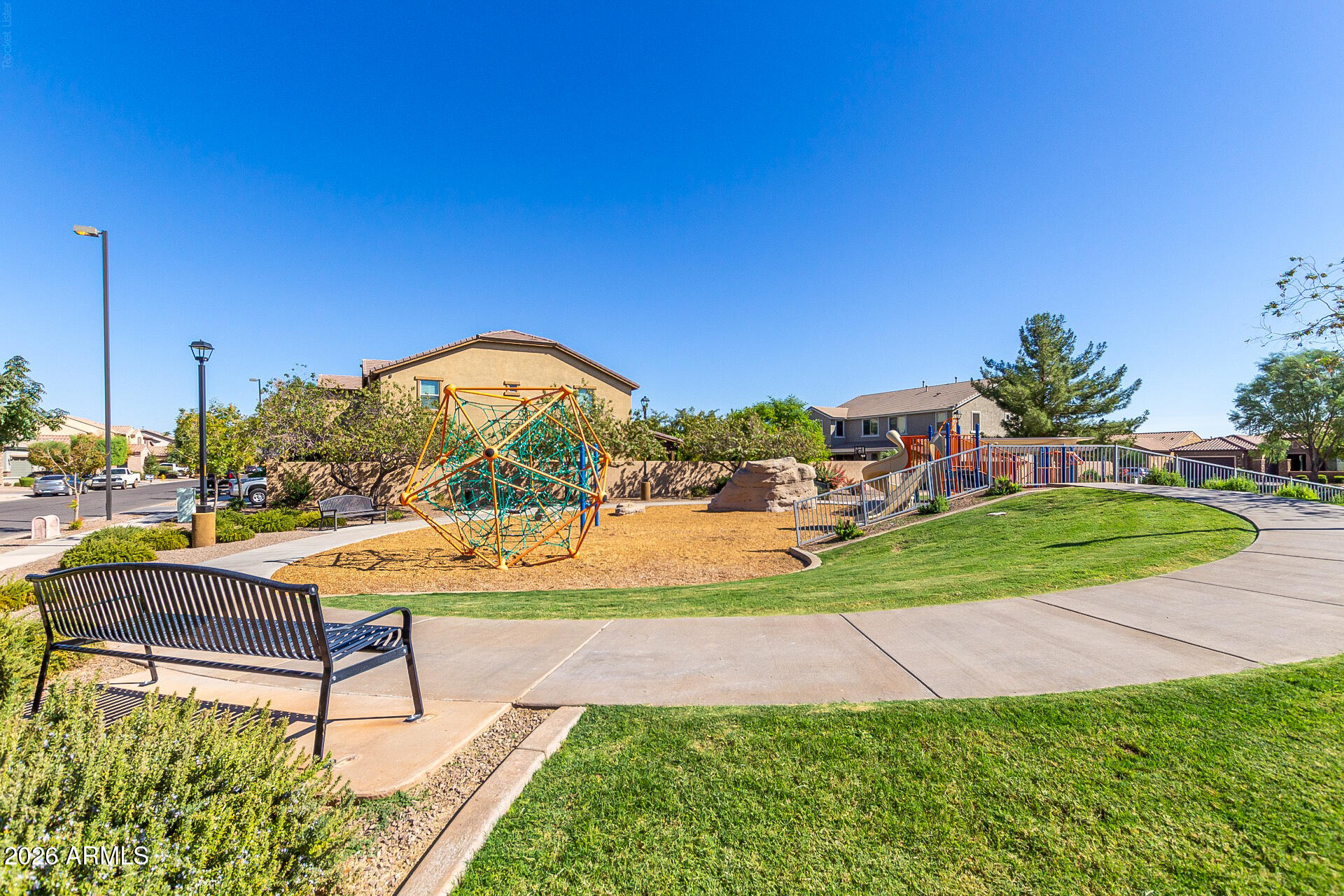 3317 E CARLA VISTA Drive