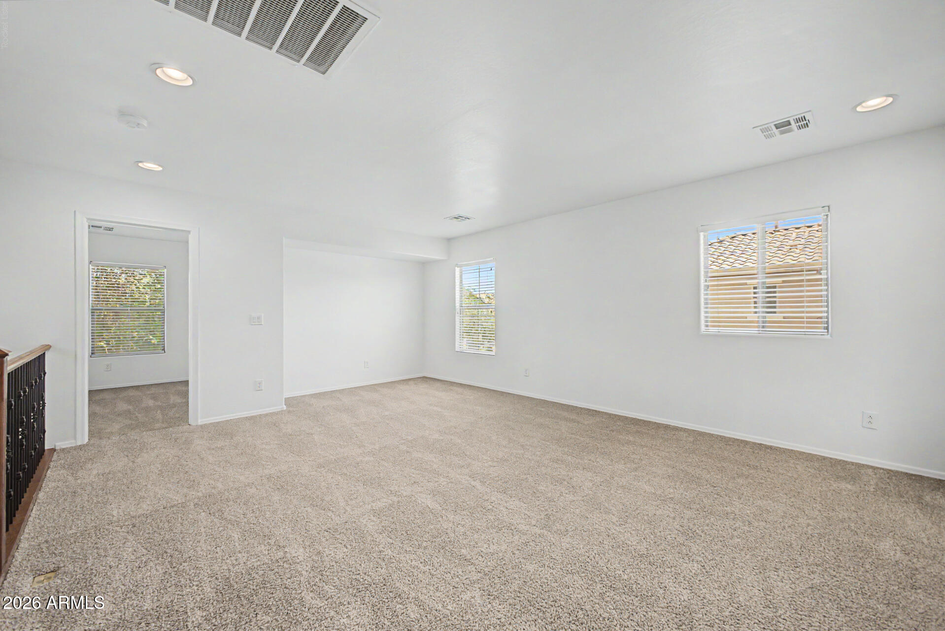 3317 E CARLA VISTA Drive