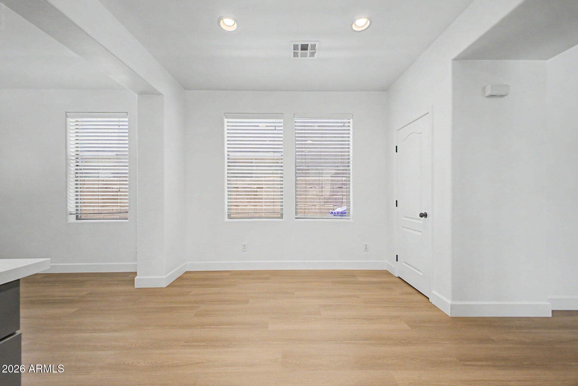 3317 E CARLA VISTA Drive