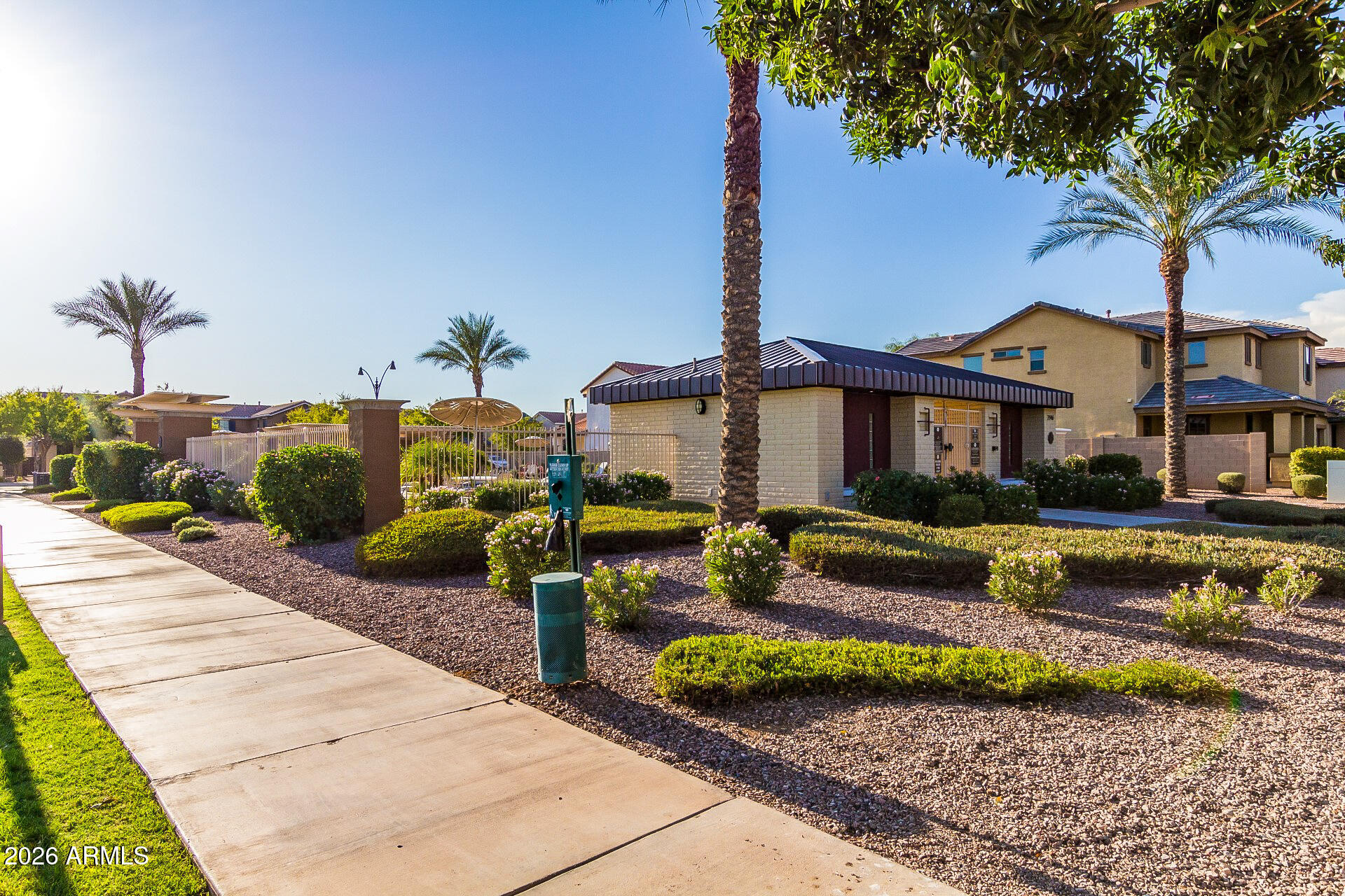 3317 E CARLA VISTA Drive
