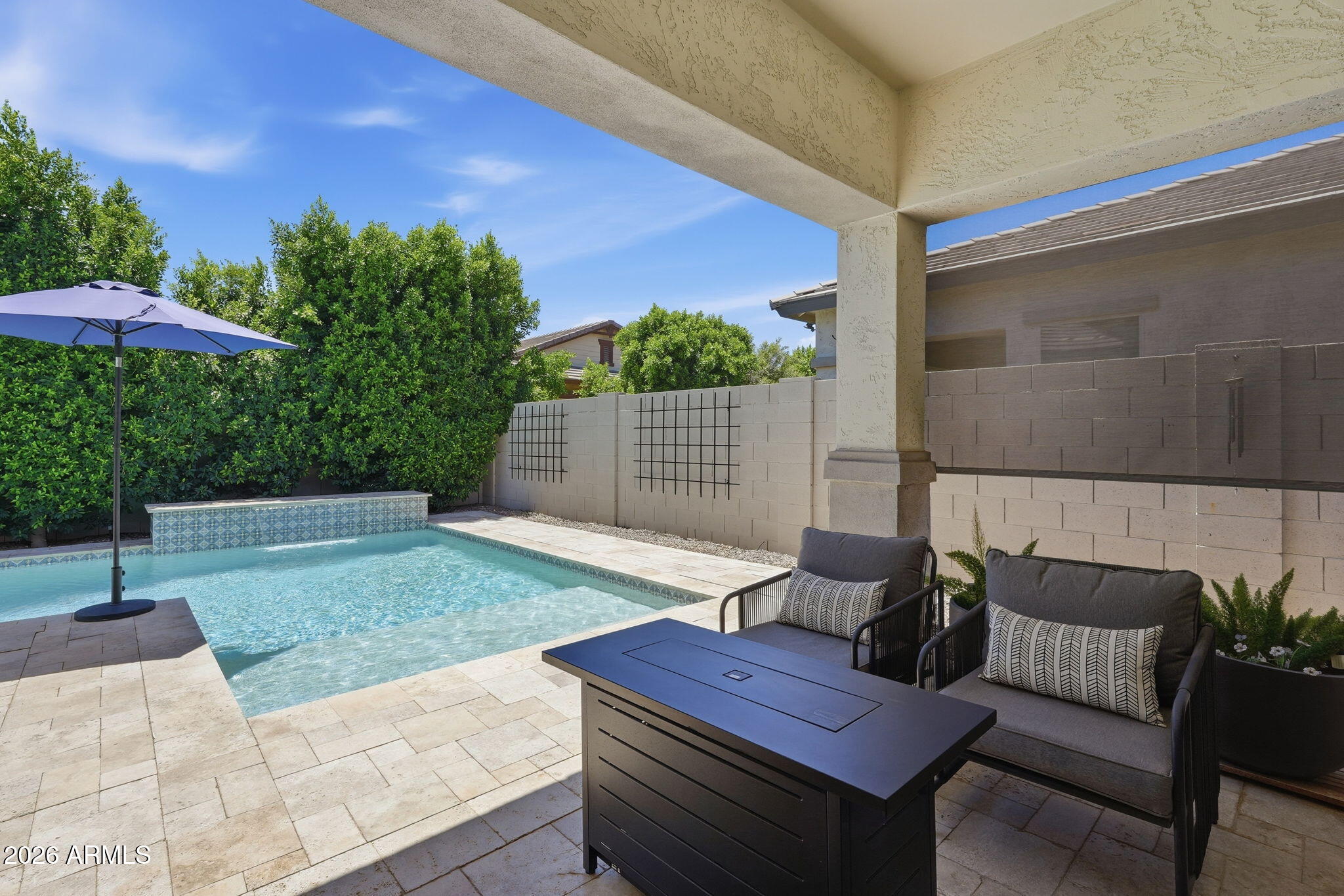 3429 E PINTO Drive