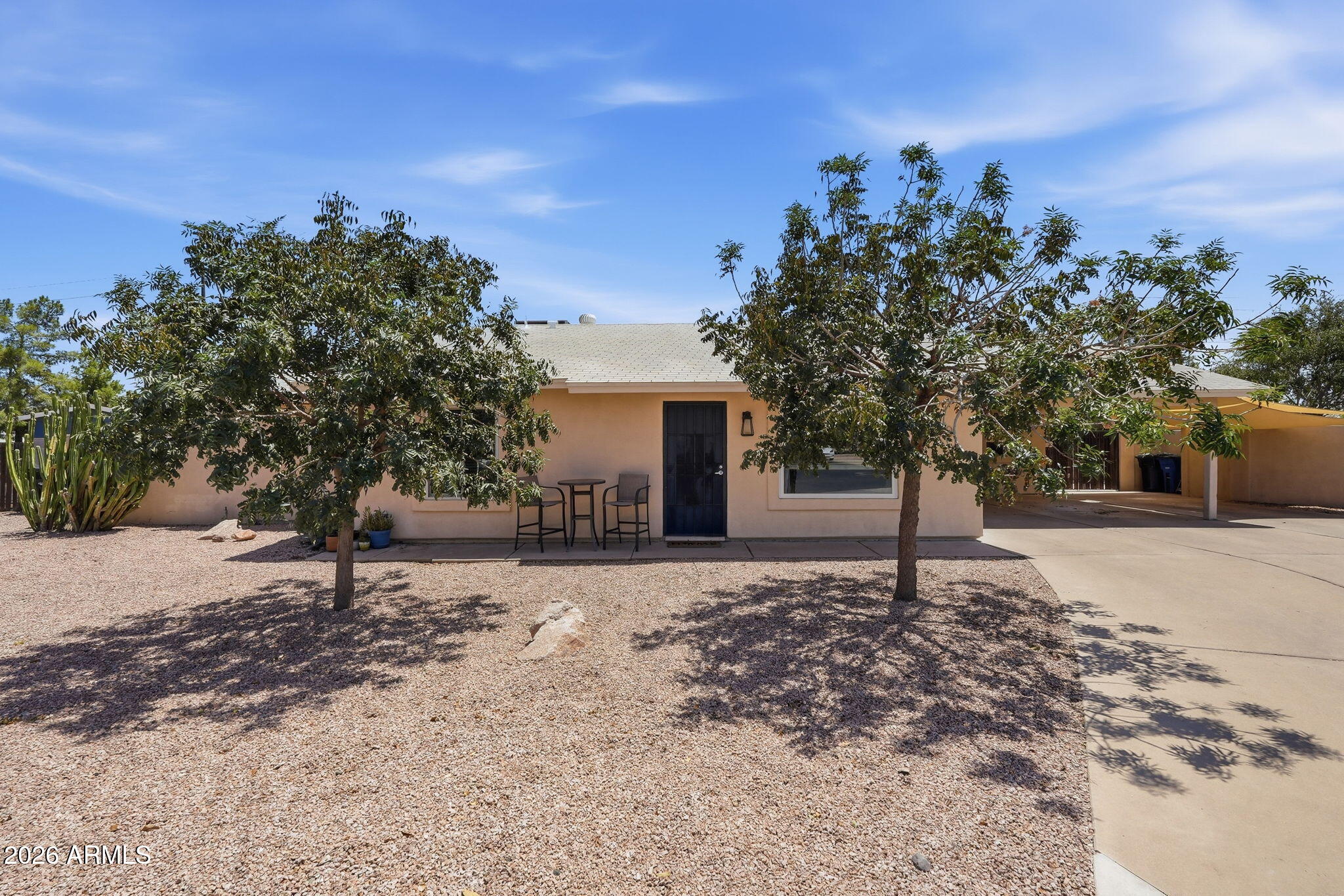 810 N PINE Court