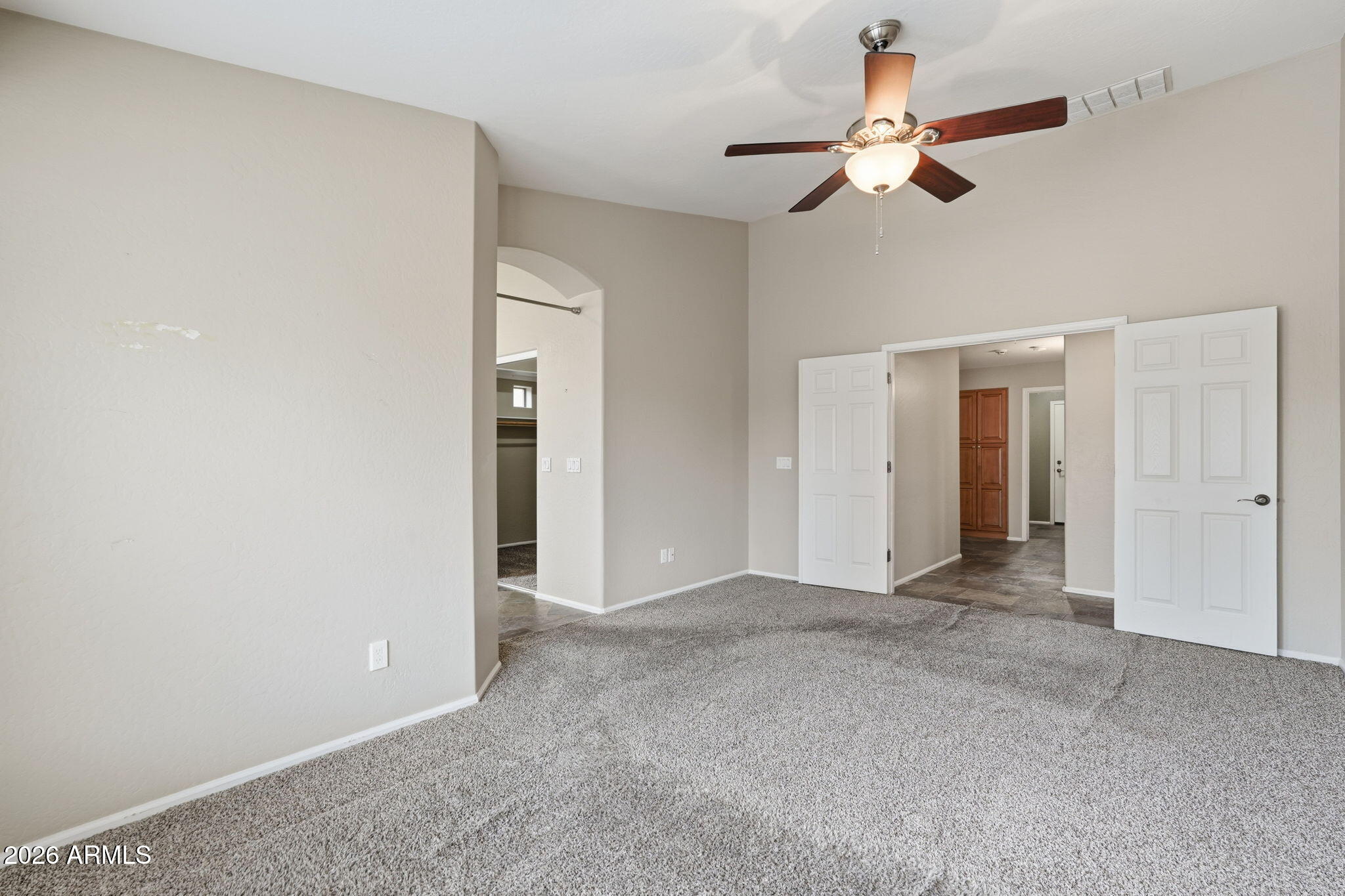 3562 E RED OAK Lane