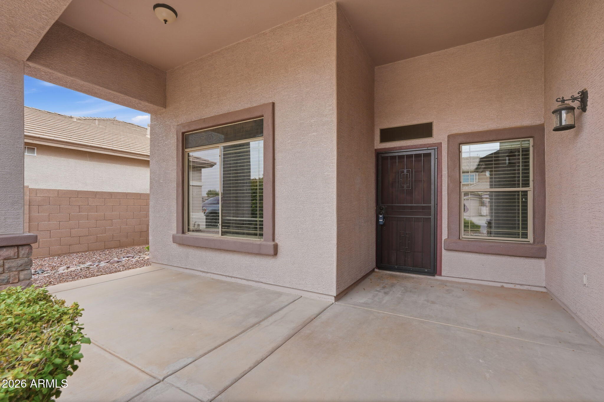 3562 E RED OAK Lane