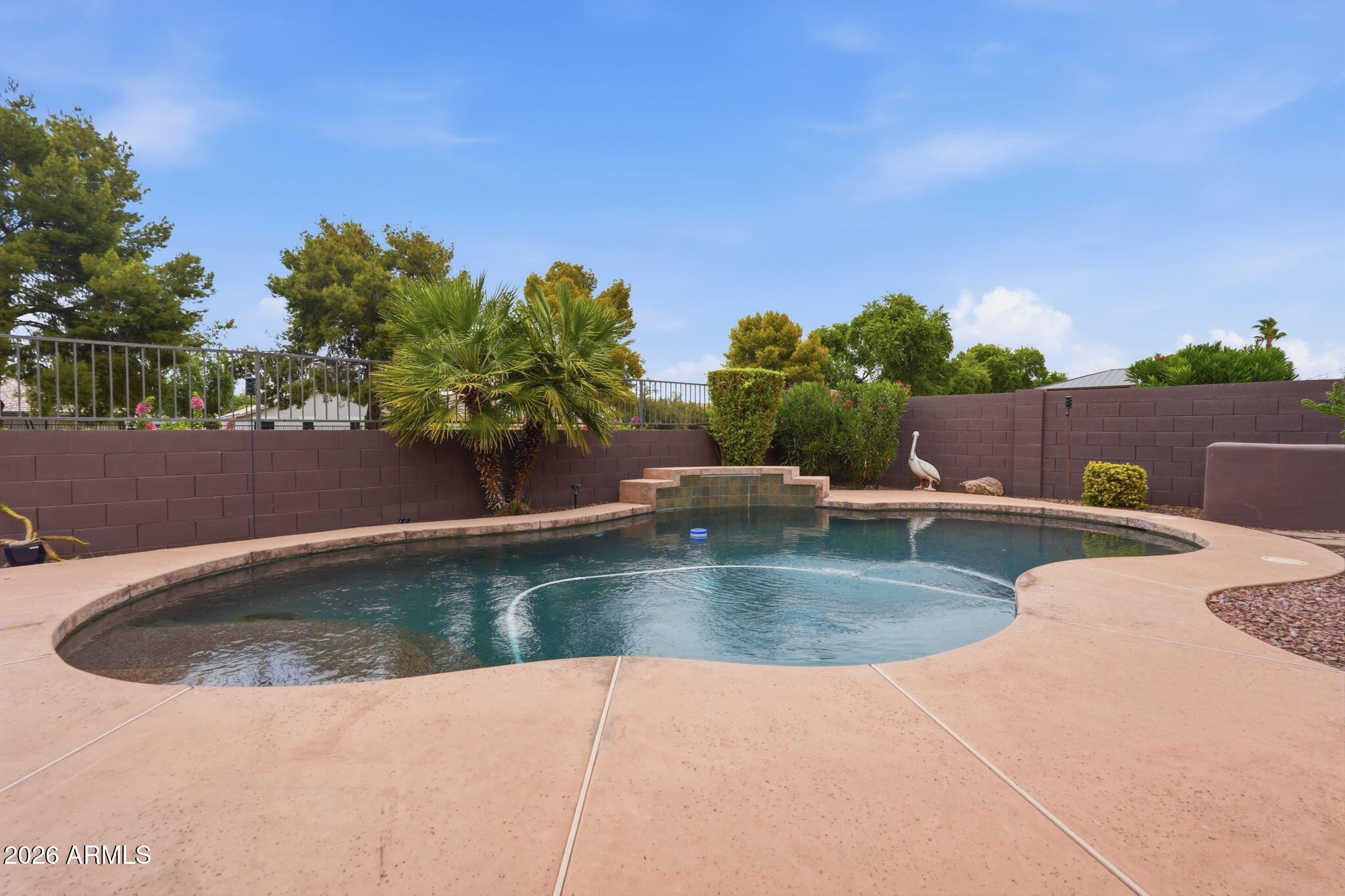 3562 E RED OAK Lane