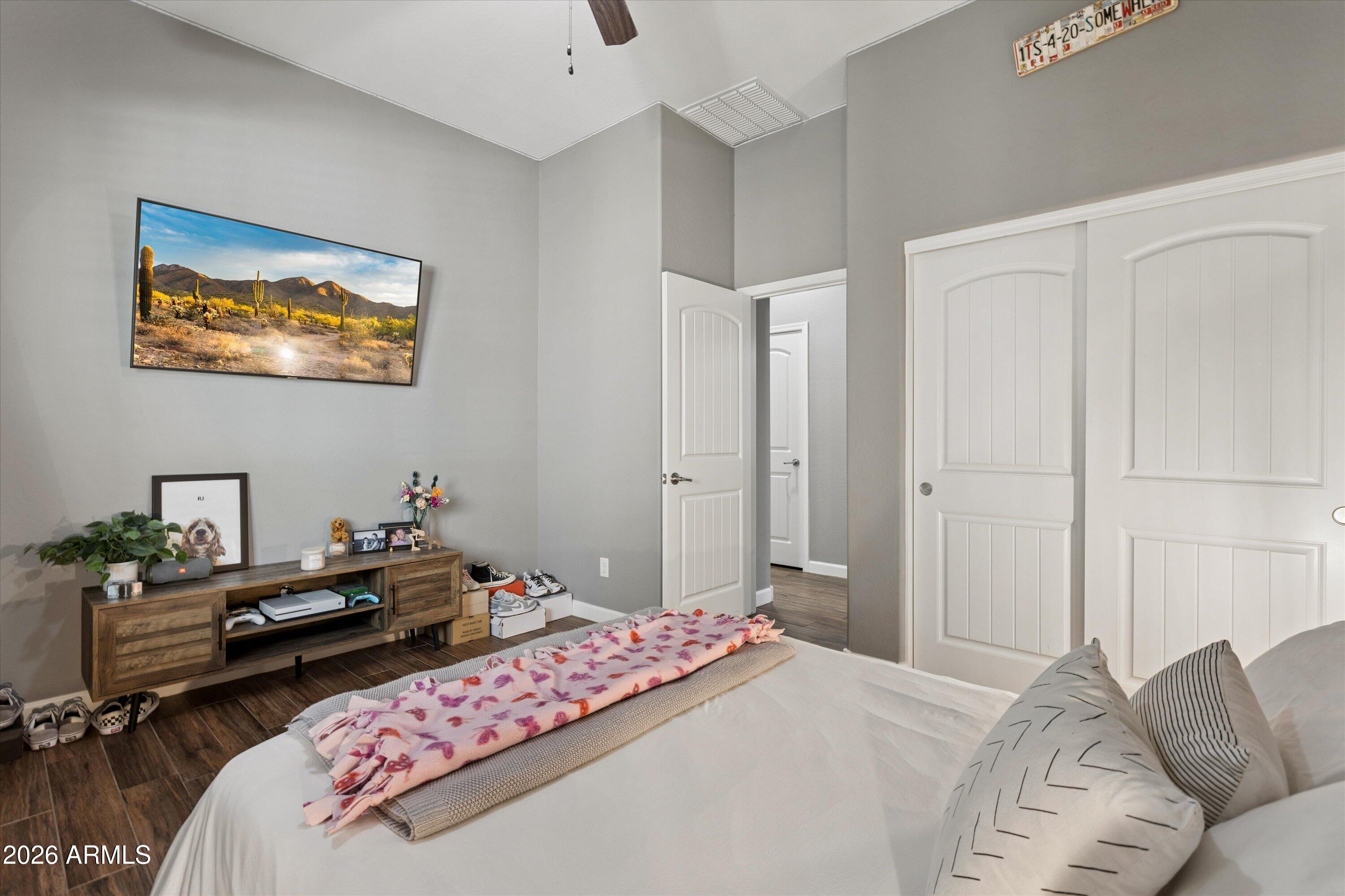 5731 E ASHLER HILLS Drive