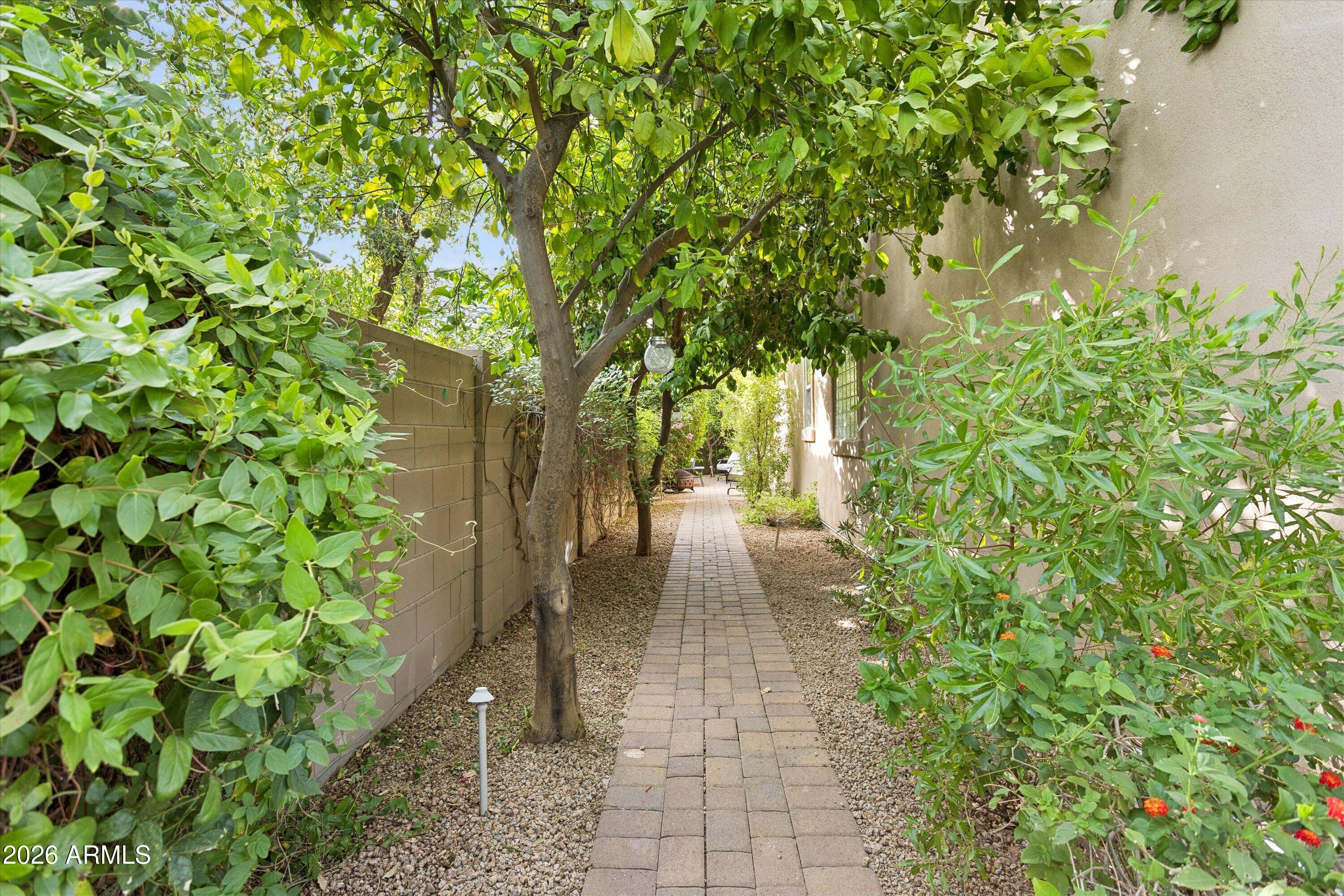 5731 E ASHLER HILLS Drive