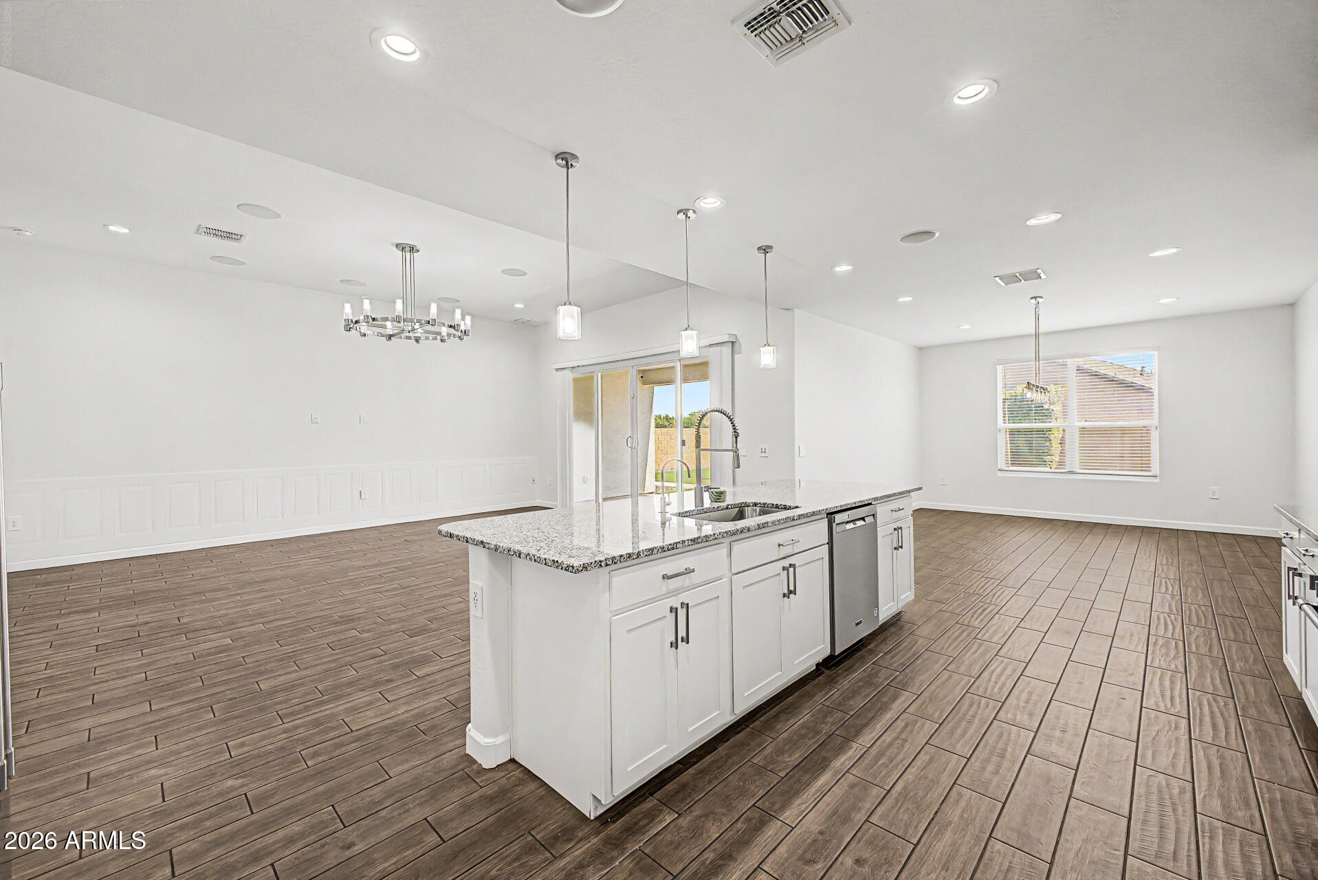 38053 W SANTA BARBARA Avenue