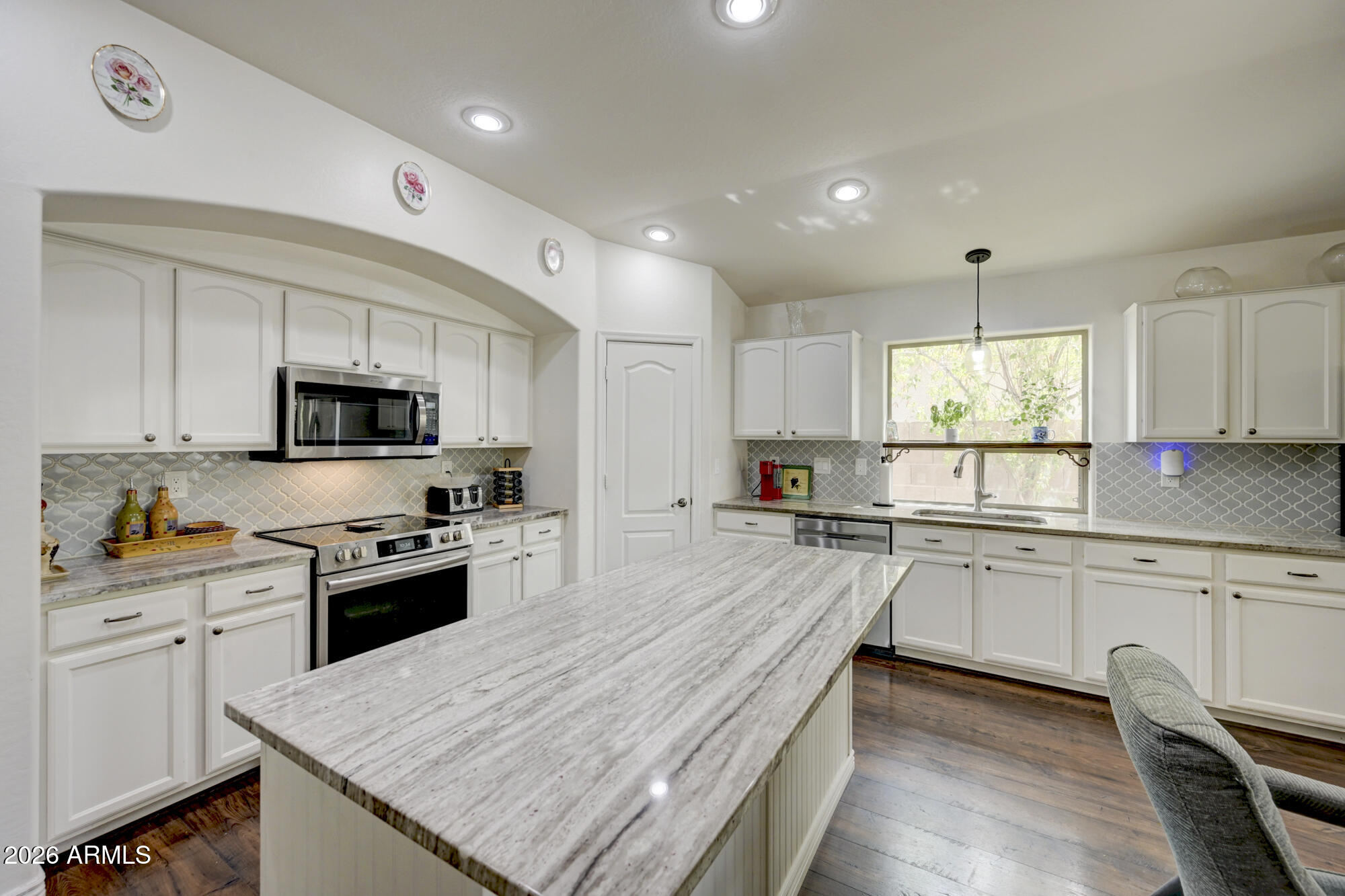 41389 W HAYDEN Drive