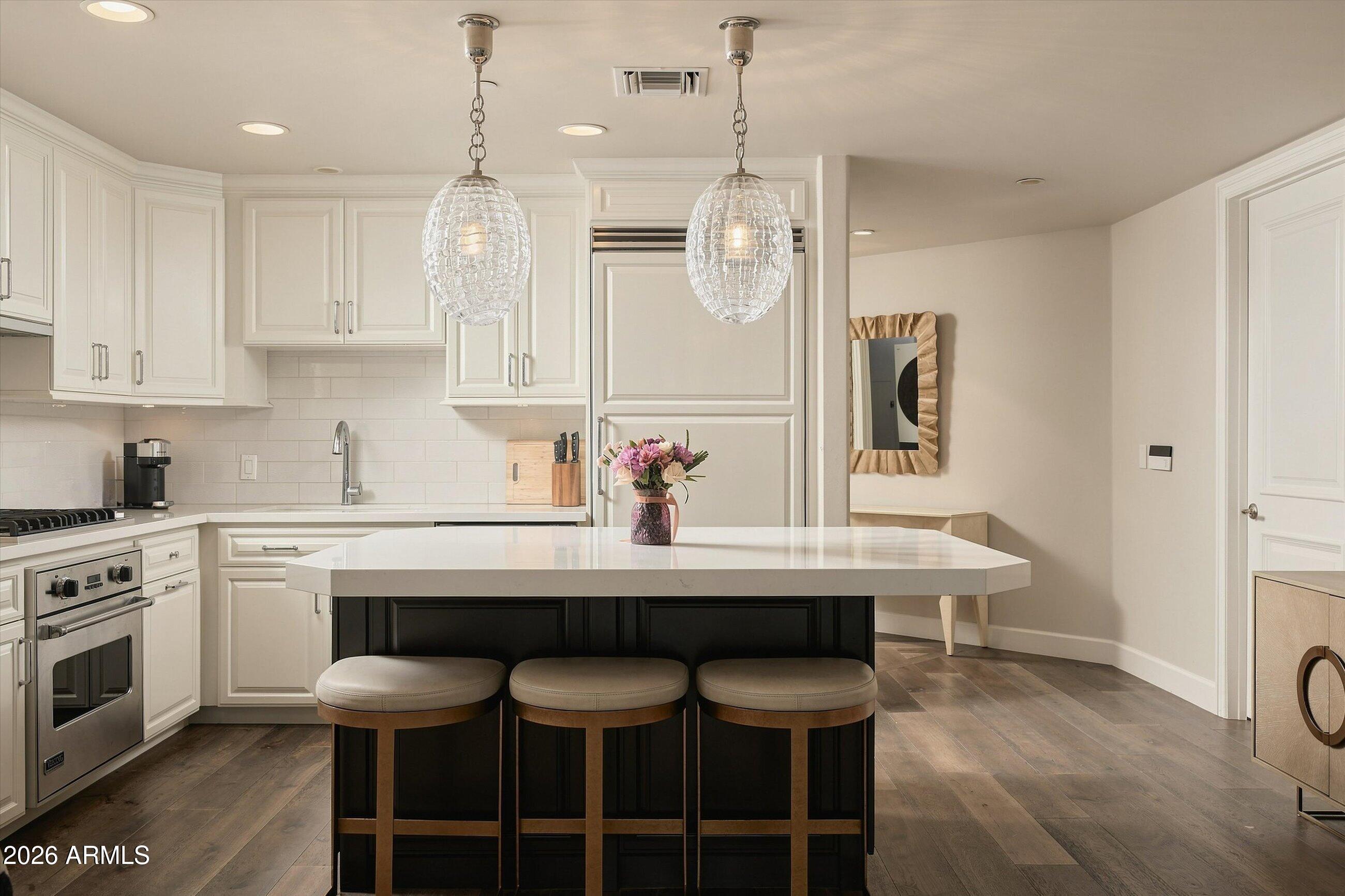 7175 E CAMELBACK Road 107