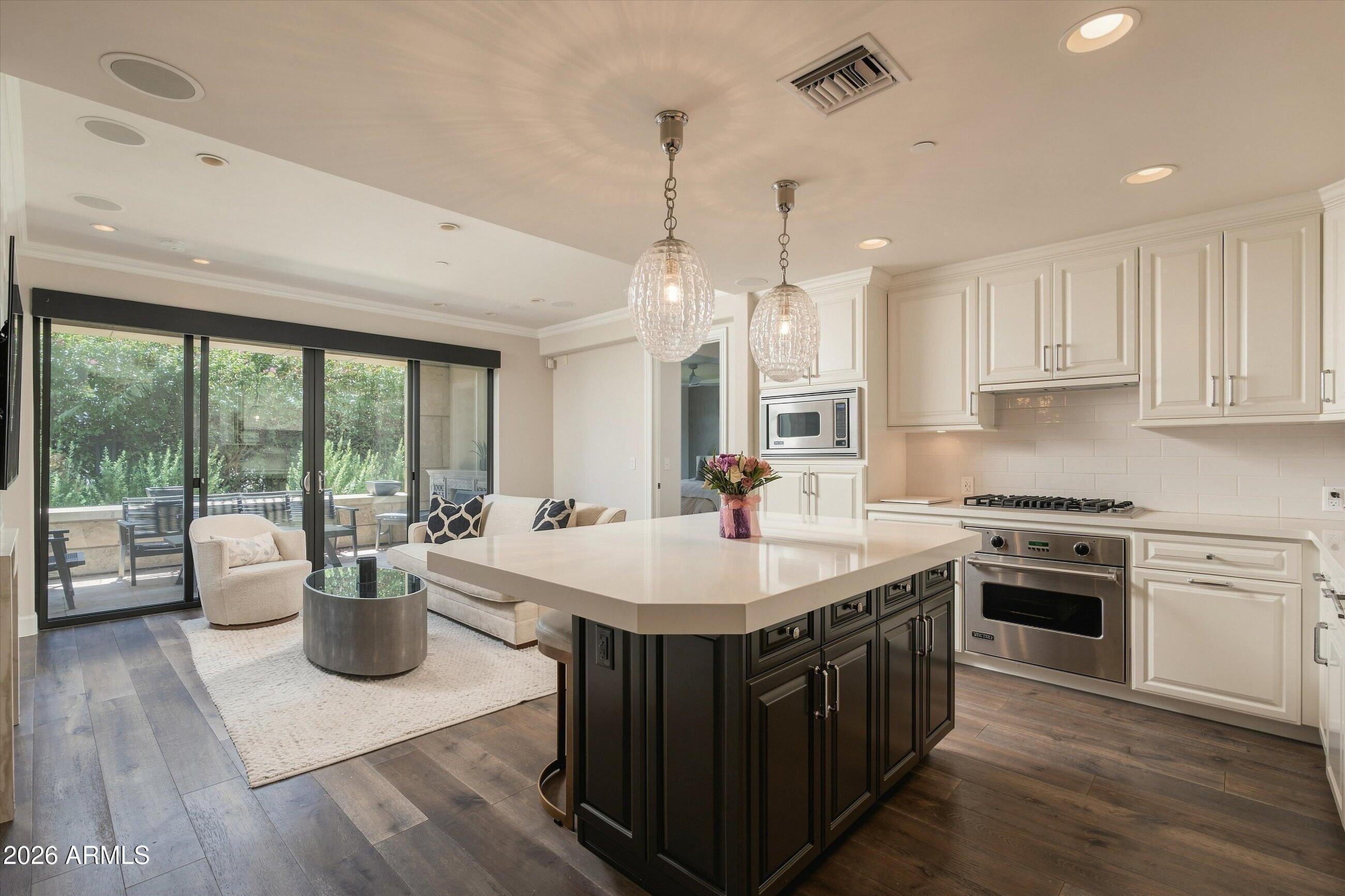 7175 E CAMELBACK Road 107