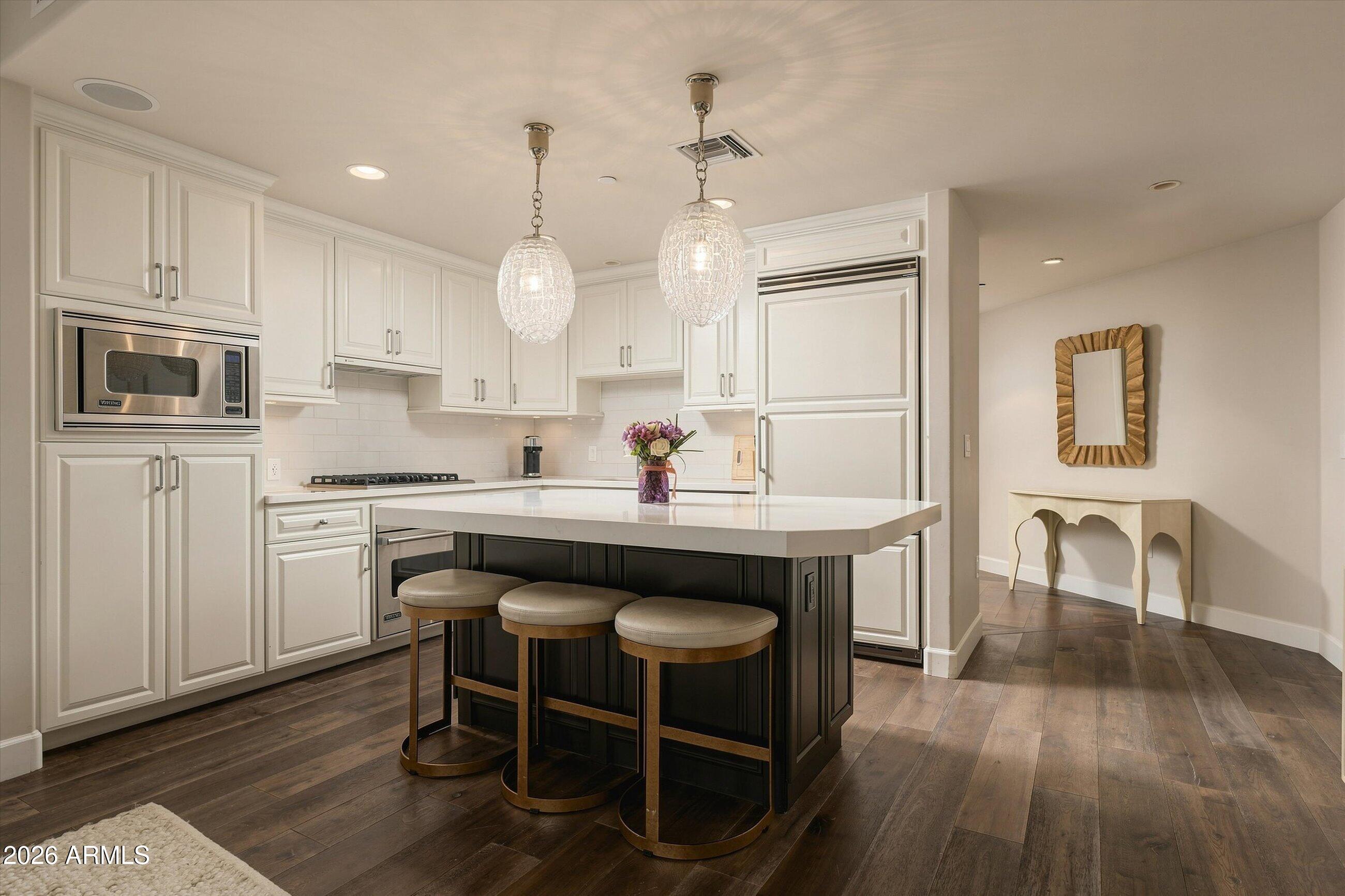 7175 E CAMELBACK Road 107