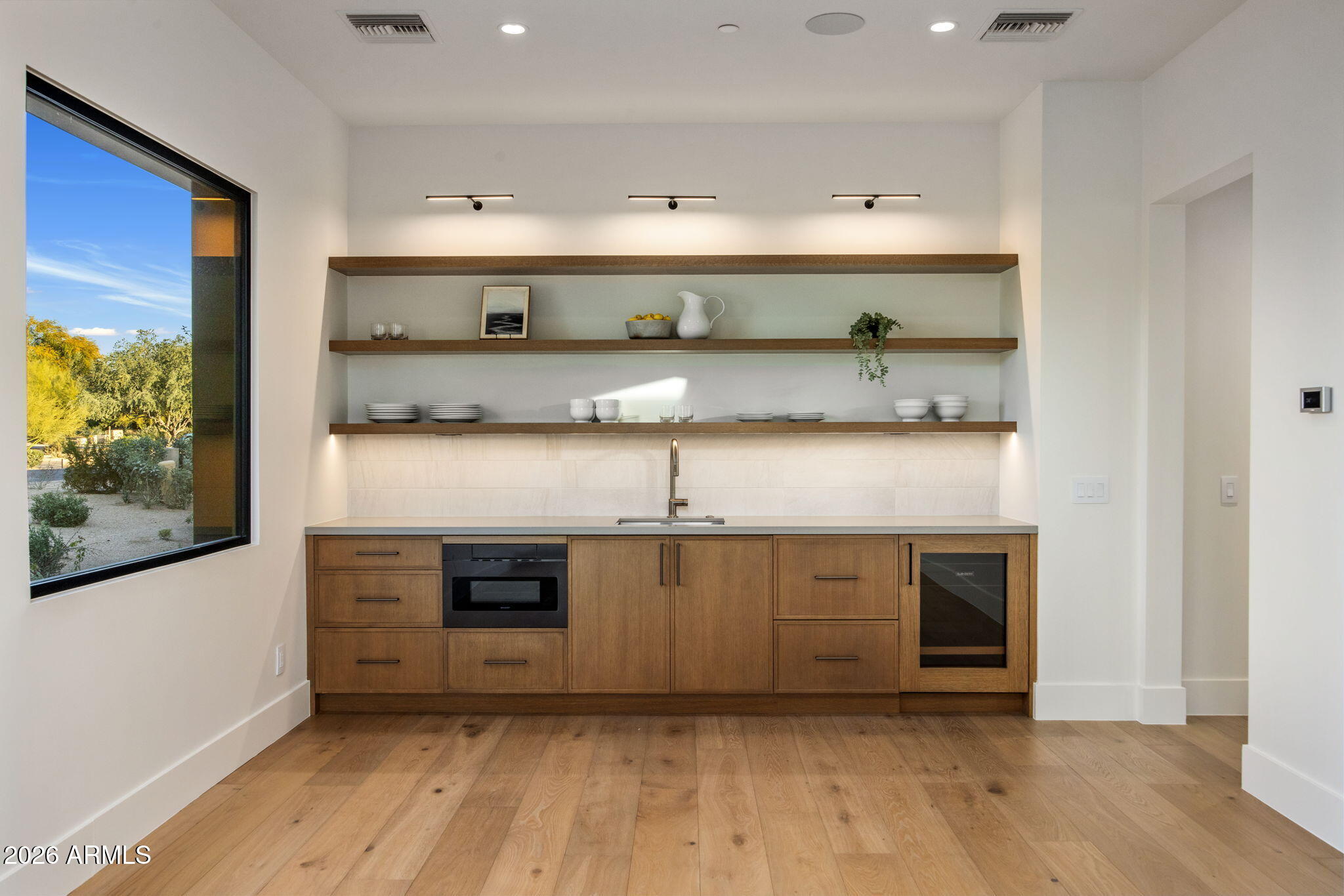 7498 E WHISPER ROCK Trail