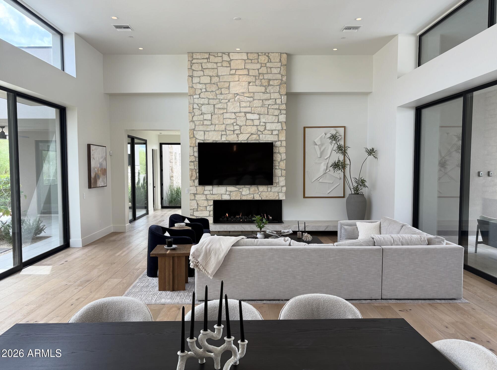 7498 E WHISPER ROCK Trail
