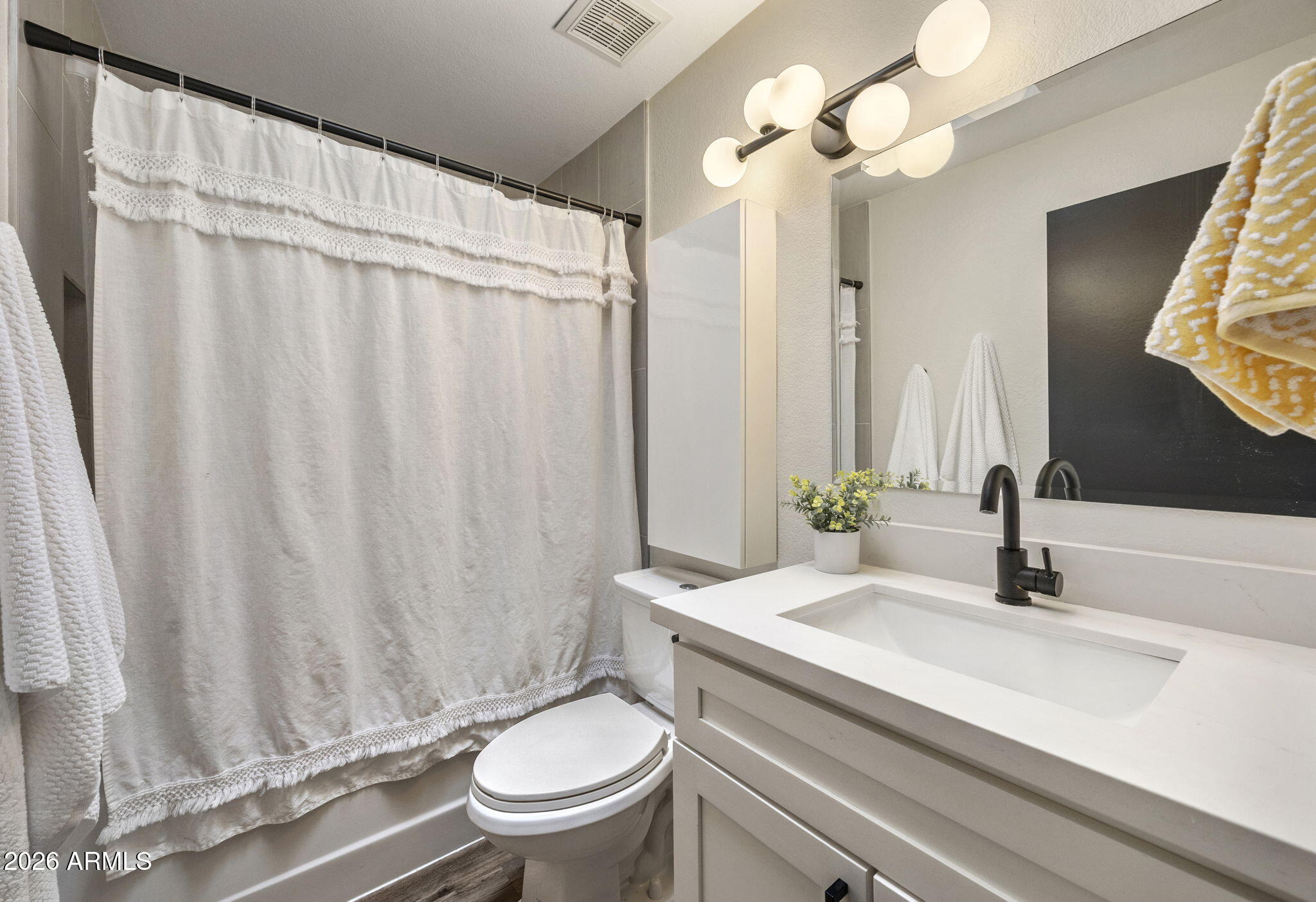 1222 W BASELINE Road 143