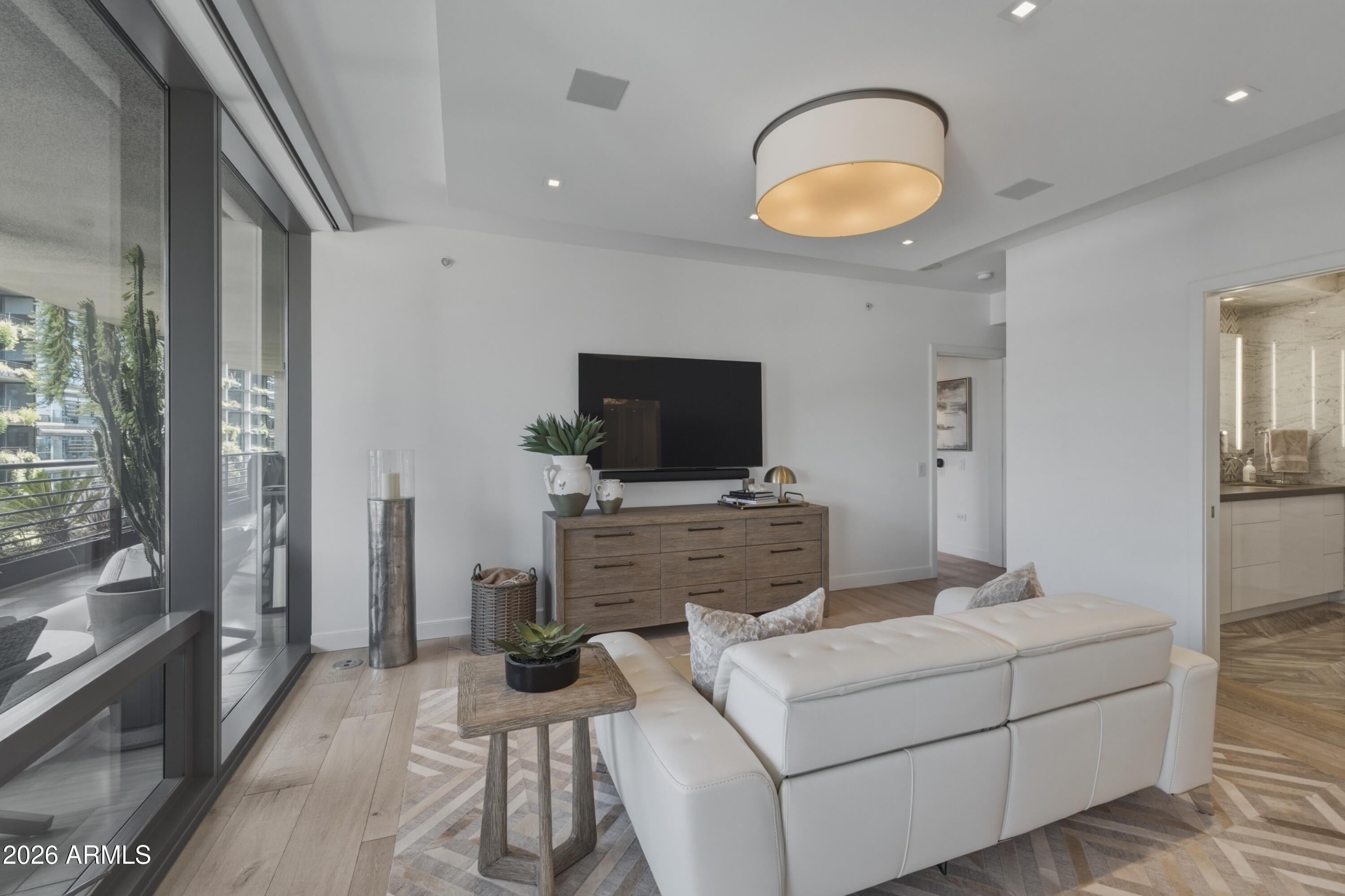 7120 E KIERLAND Boulevard 906