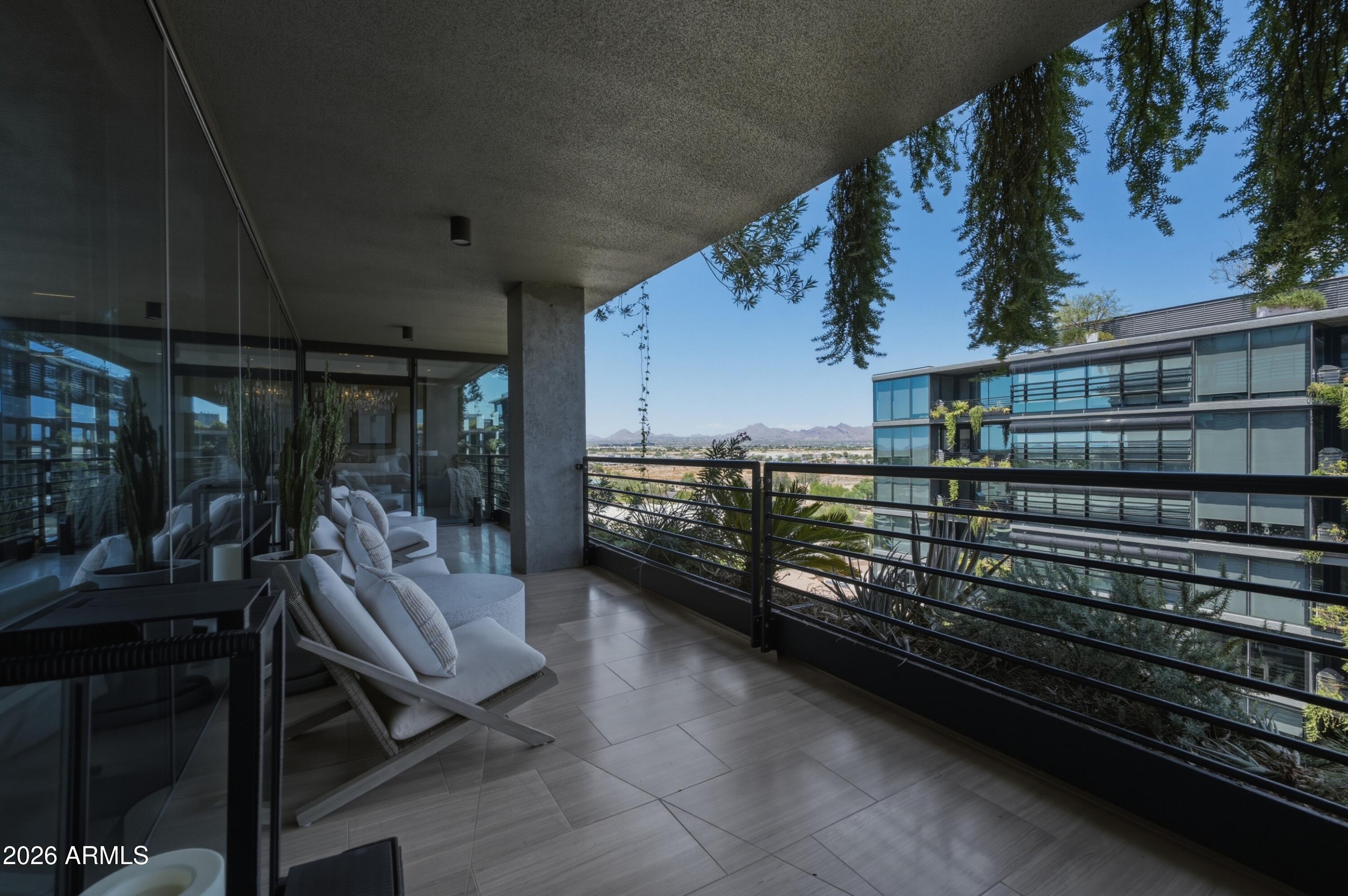 7120 E KIERLAND Boulevard 906