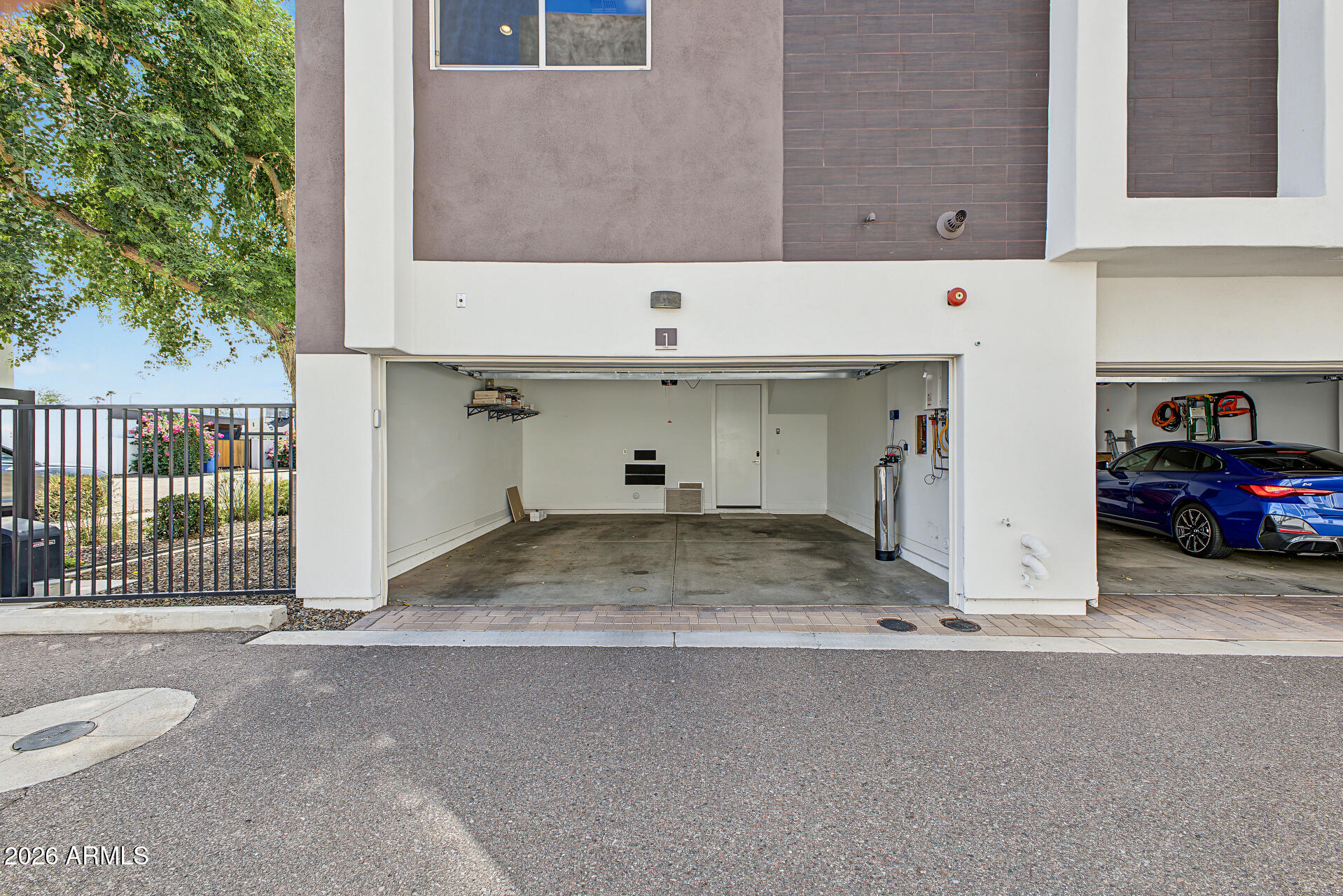 4444 N 25TH Street 1