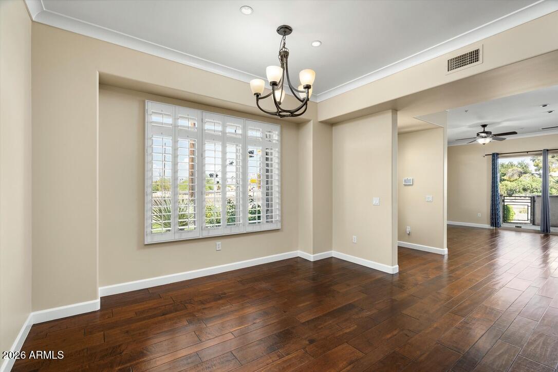 4931 N WOODMERE FAIRWAY 1005