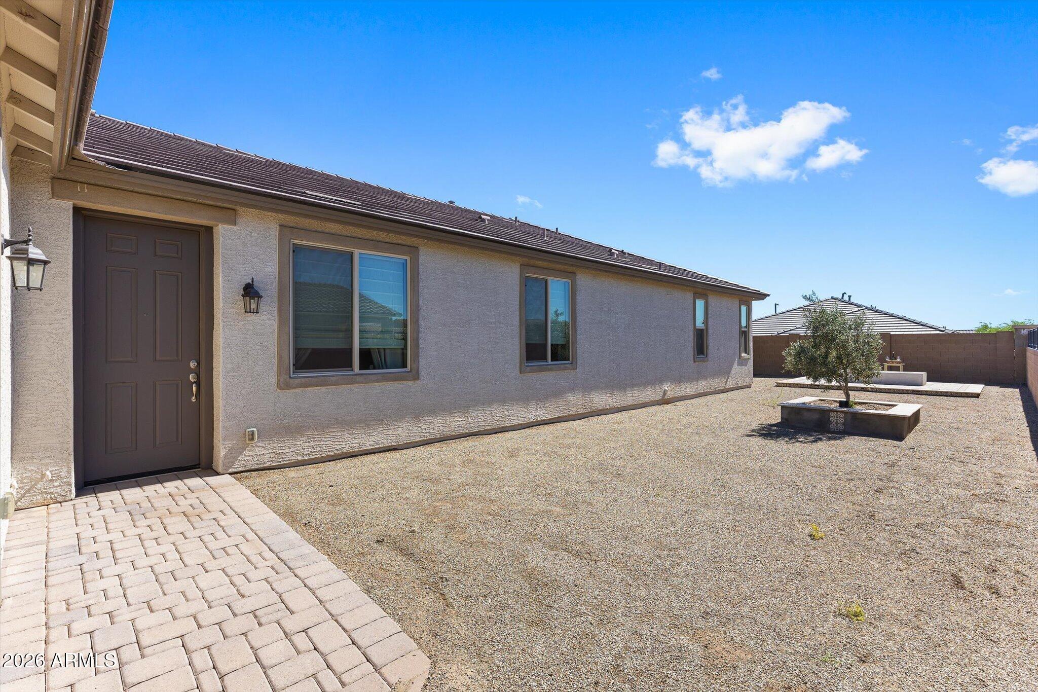 18599 W EL CORTEZ Place