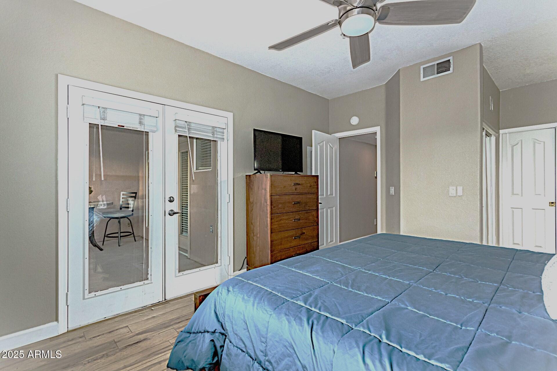 7021 E EARLL Drive 223
