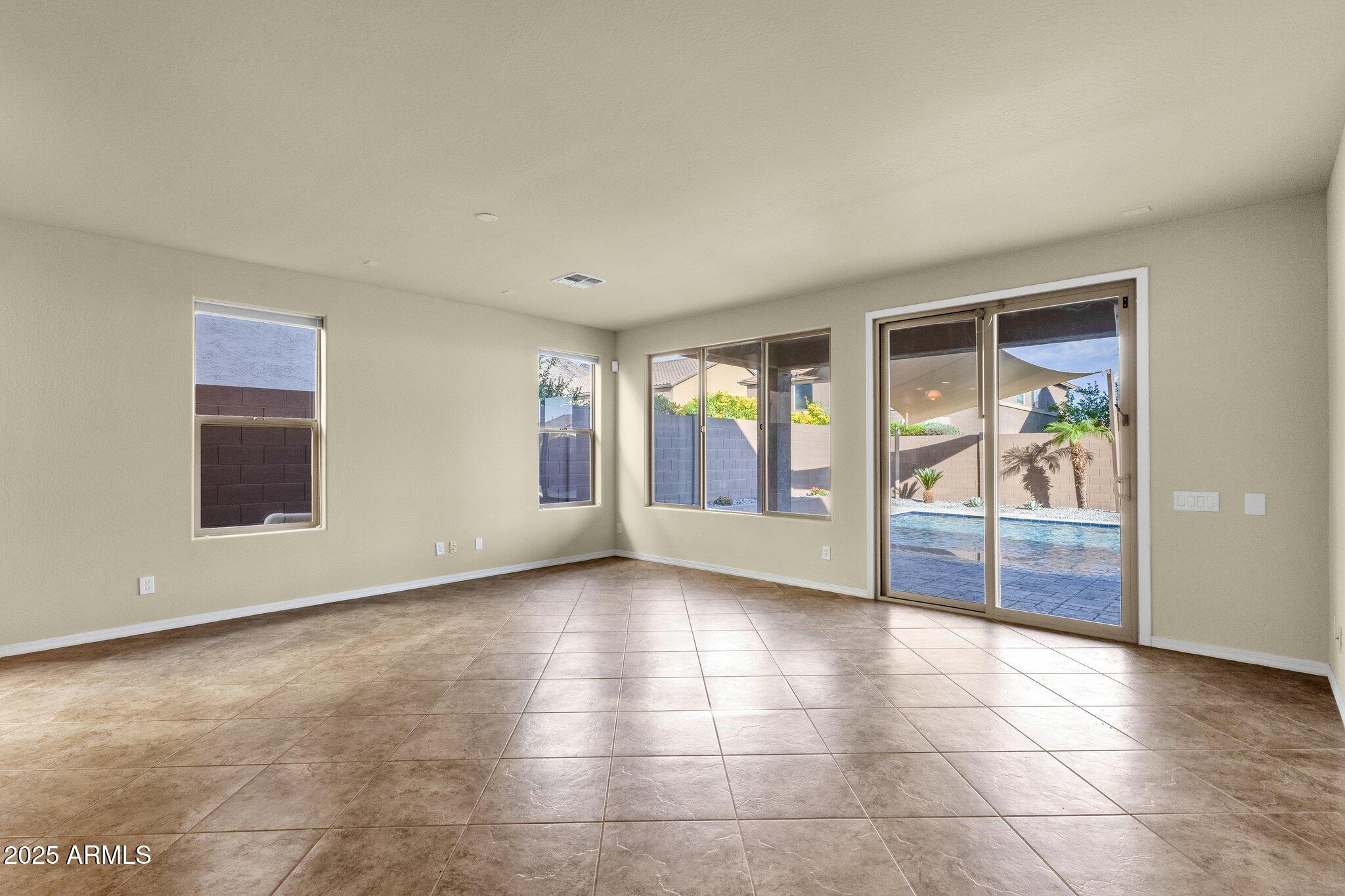 5223 W BENT TREE Drive