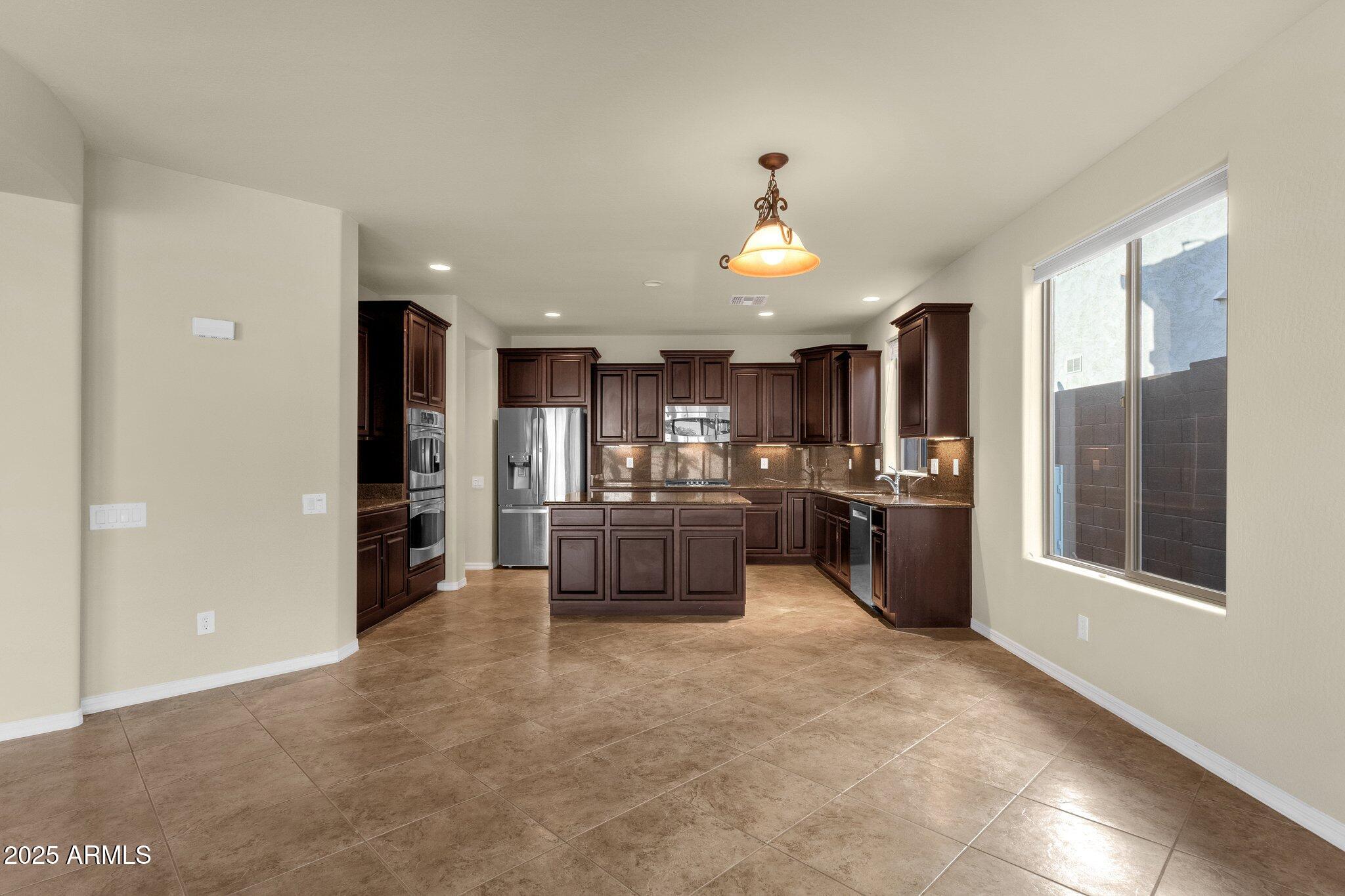 5223 W BENT TREE Drive