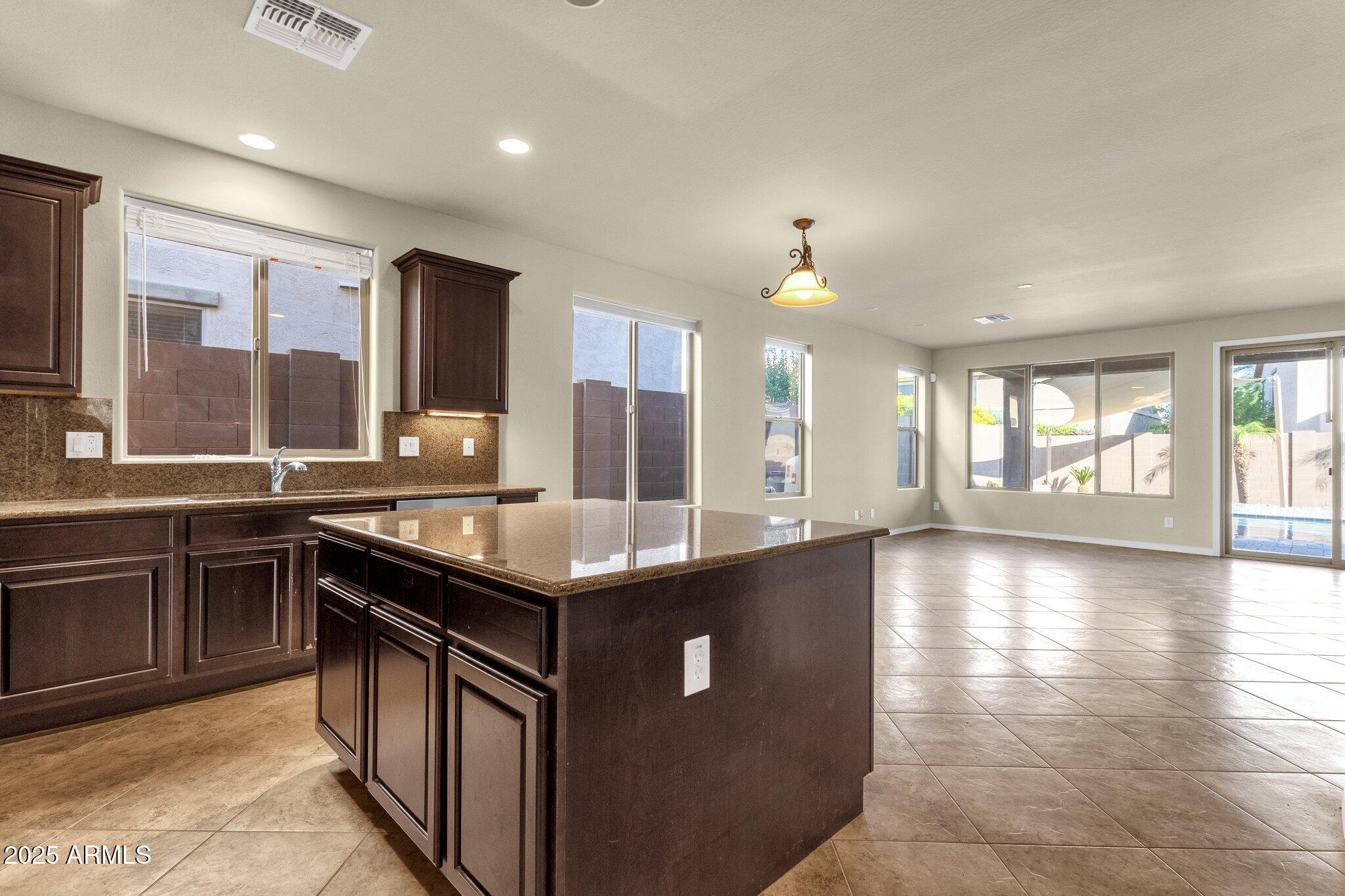 5223 W BENT TREE Drive