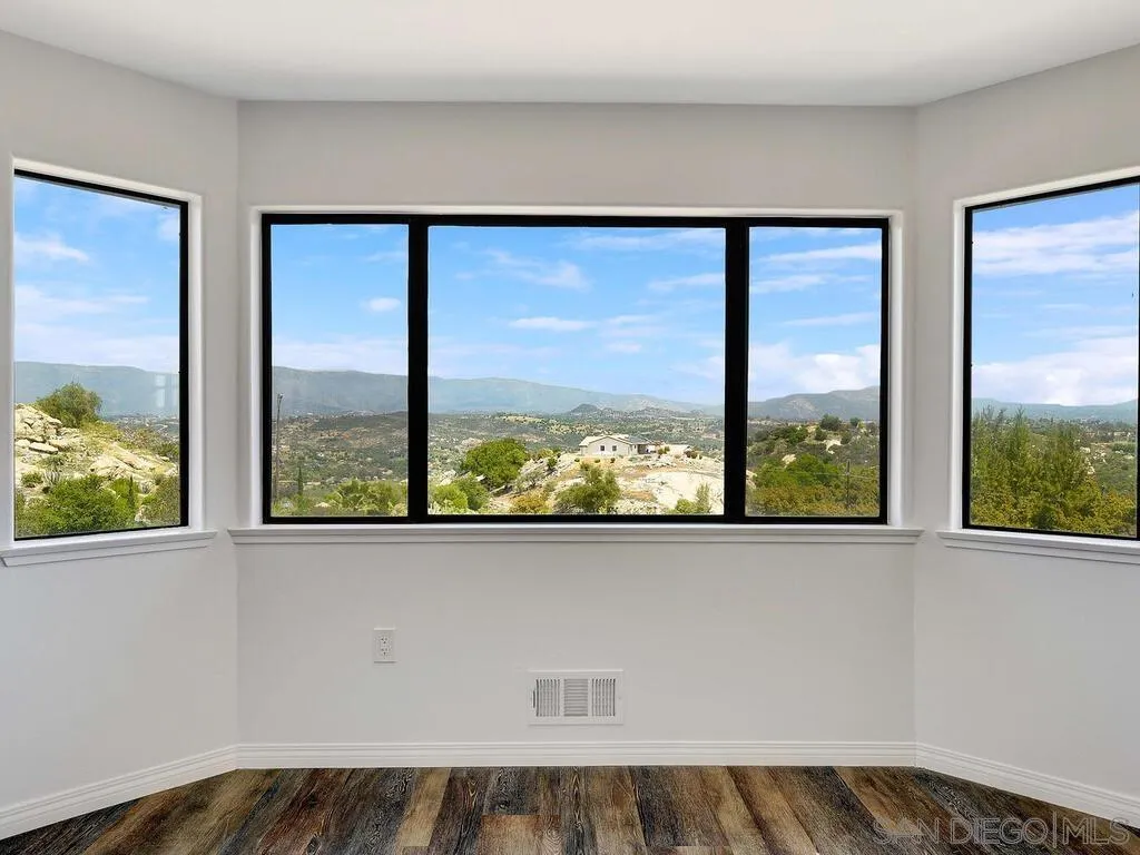 12040 Sierra Rojo Rd