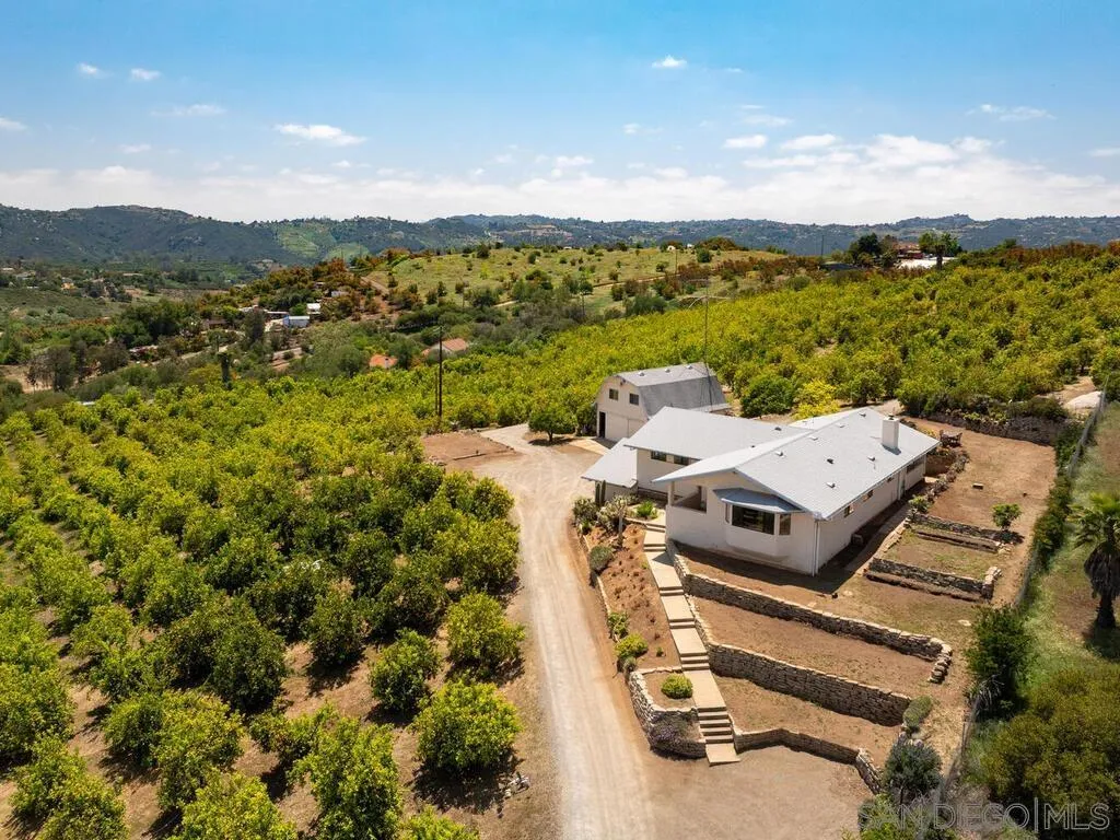 12040 Sierra Rojo Rd