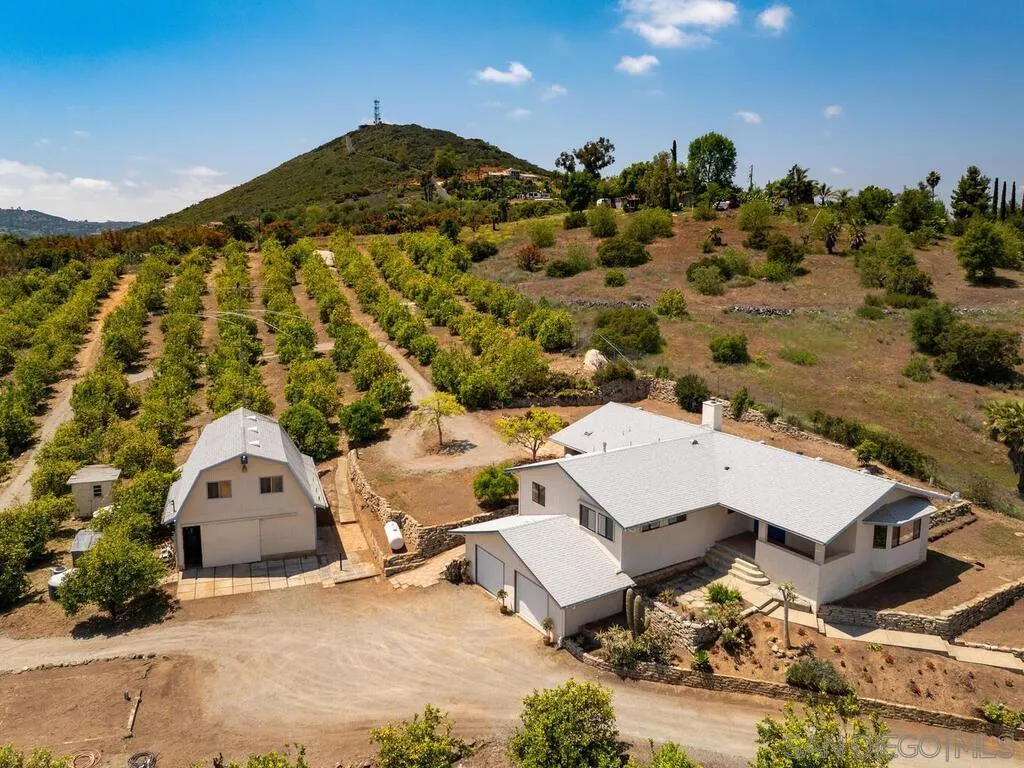 12040 Sierra Rojo Rd