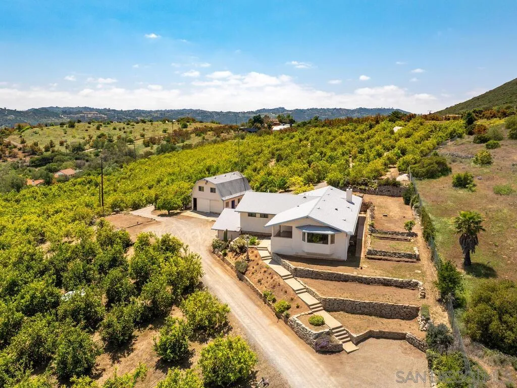 12040 Sierra Rojo Rd