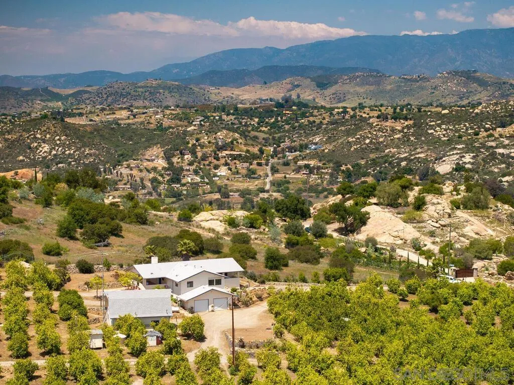 12040 Sierra Rojo Rd