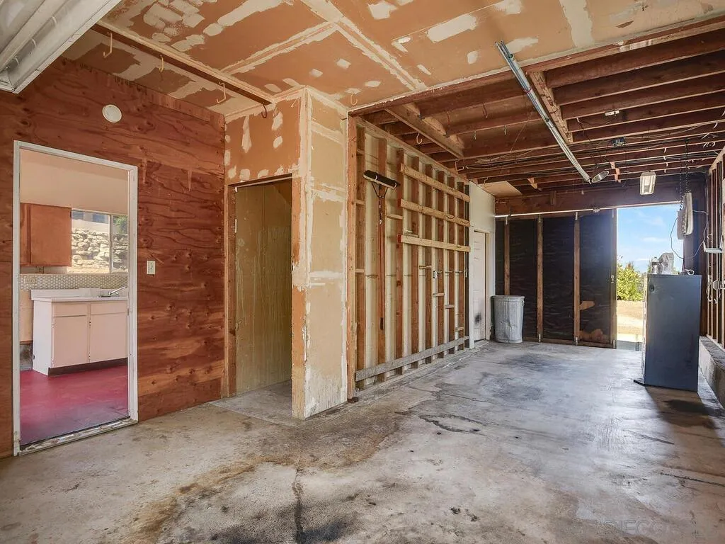 12040 Sierra Rojo Rd