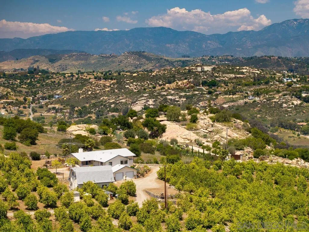 12040 Sierra Rojo Rd