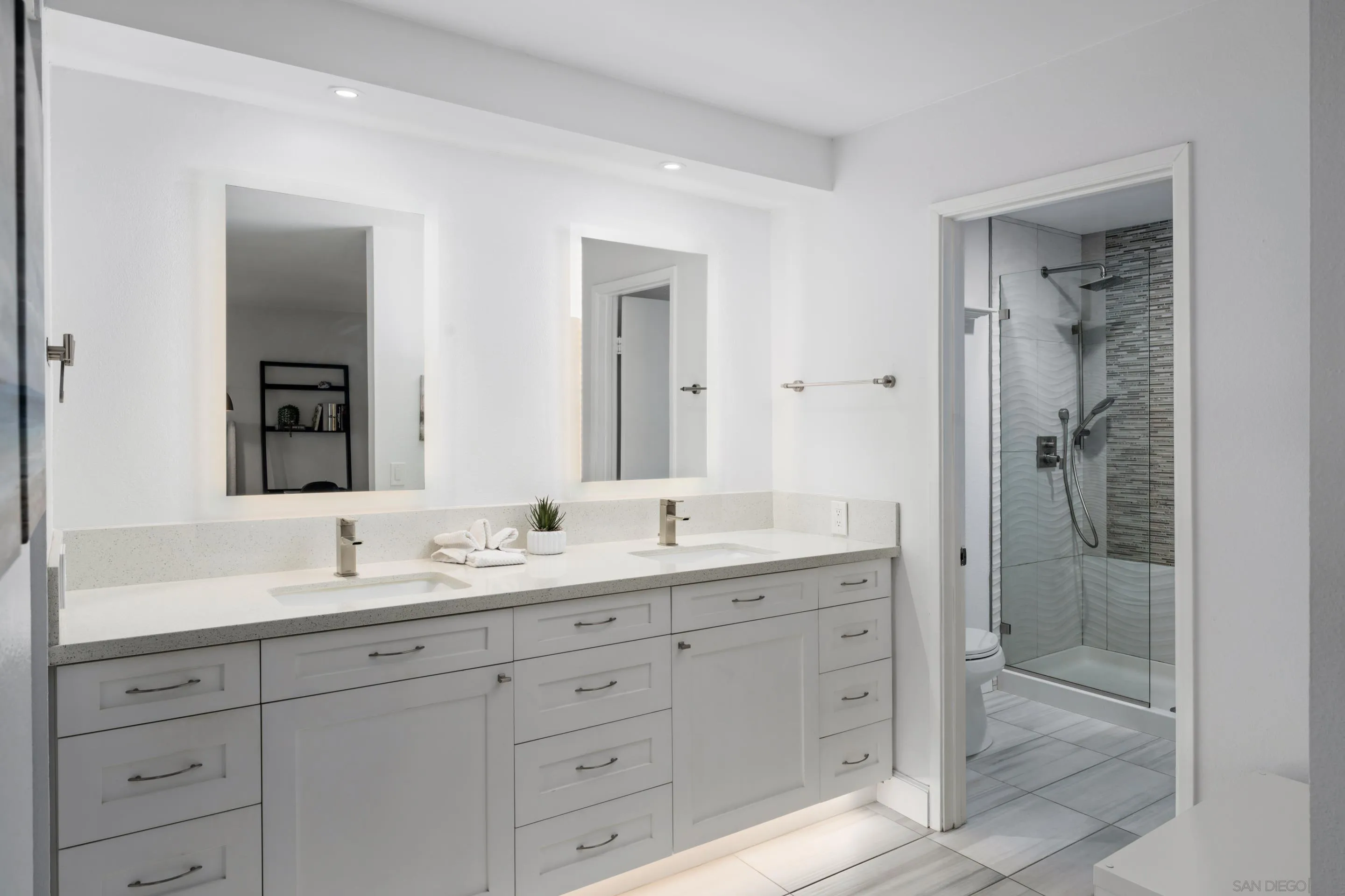 2399 Jefferson St Unit 3