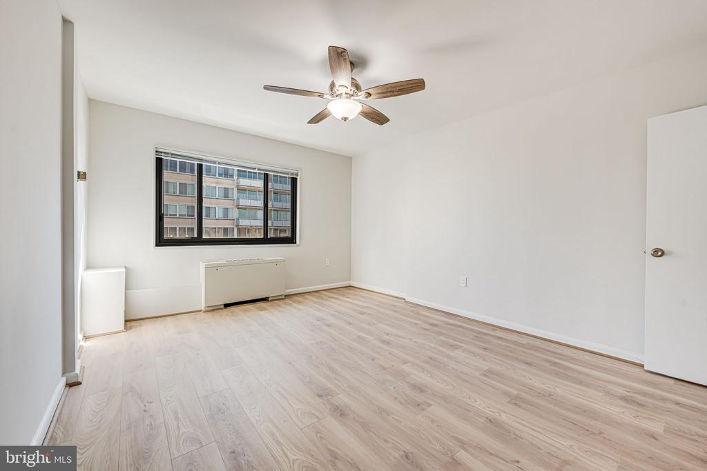 1200 S ARLINGTON RIDGE ROAD Unit: 714