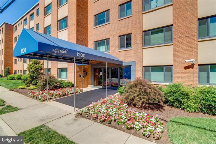 1200 S ARLINGTON RIDGE ROAD Unit: 714