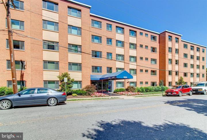 1200 S ARLINGTON RIDGE ROAD Unit: 714